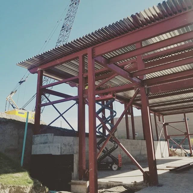 Zillah High School commons steel and decking construction. #Crane #SteelConstruction #TallCeilings