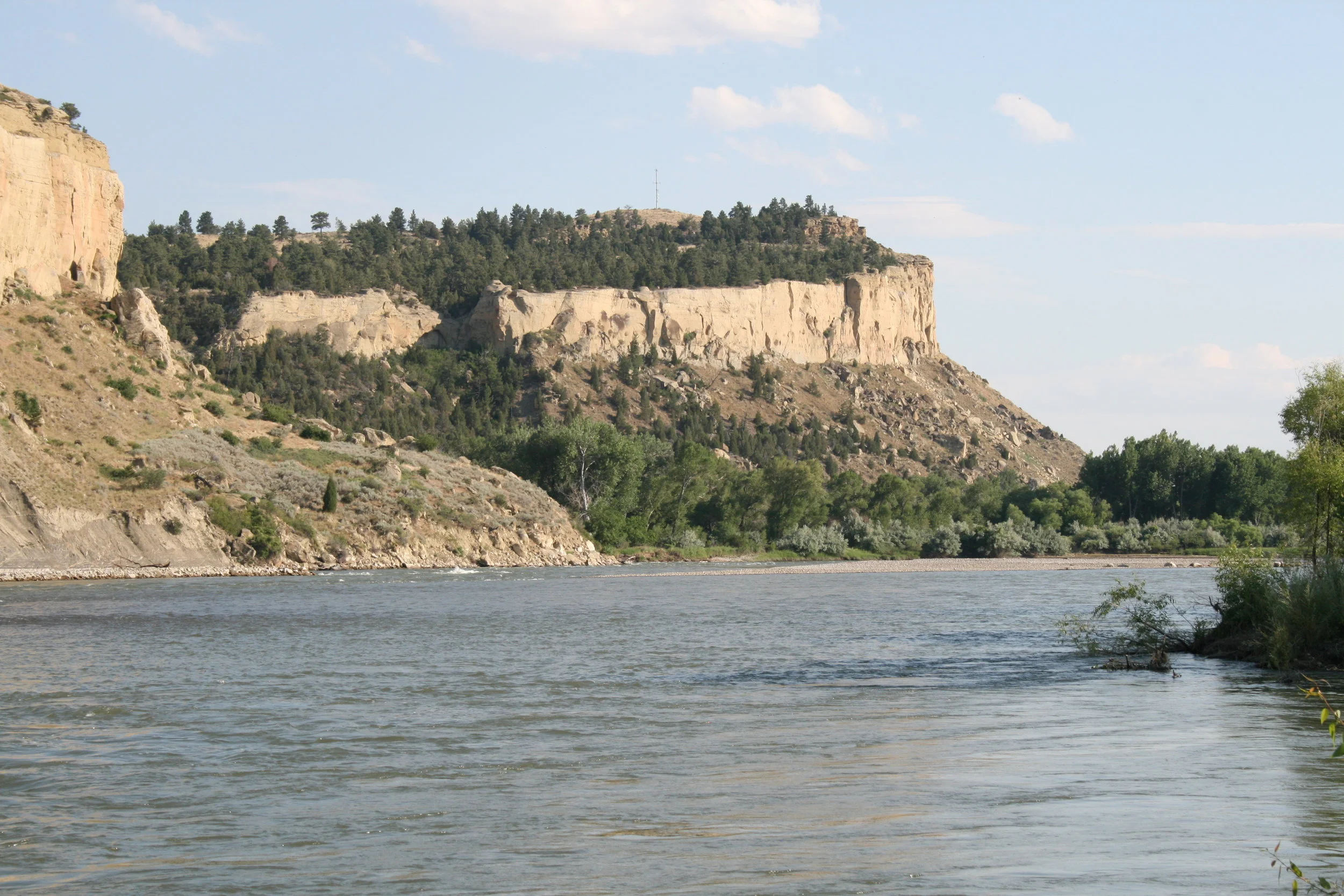 Billings,_Montana_the_Yellowstone_River.jpeg