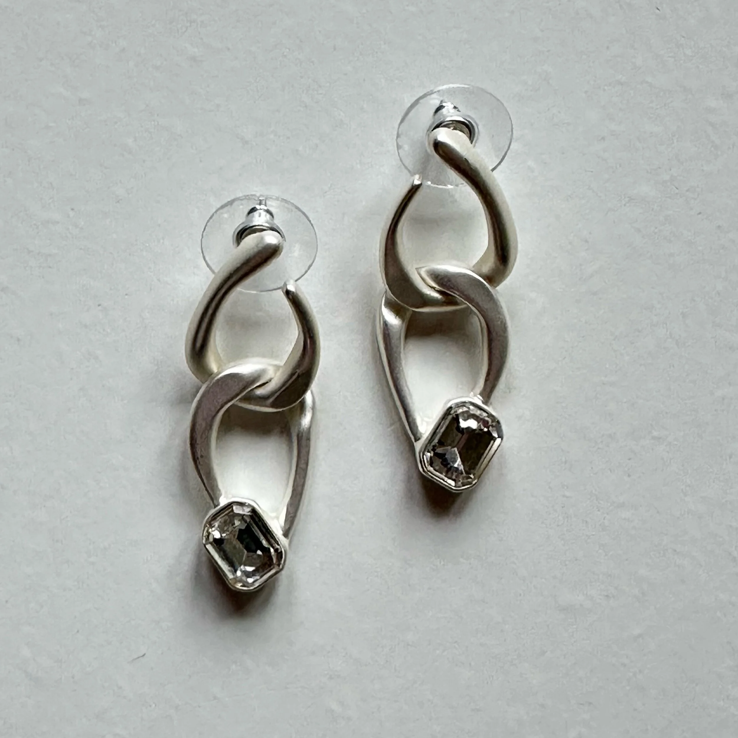 C7AE823B-5779-4EA7-9EF8-D10900C1FA2E