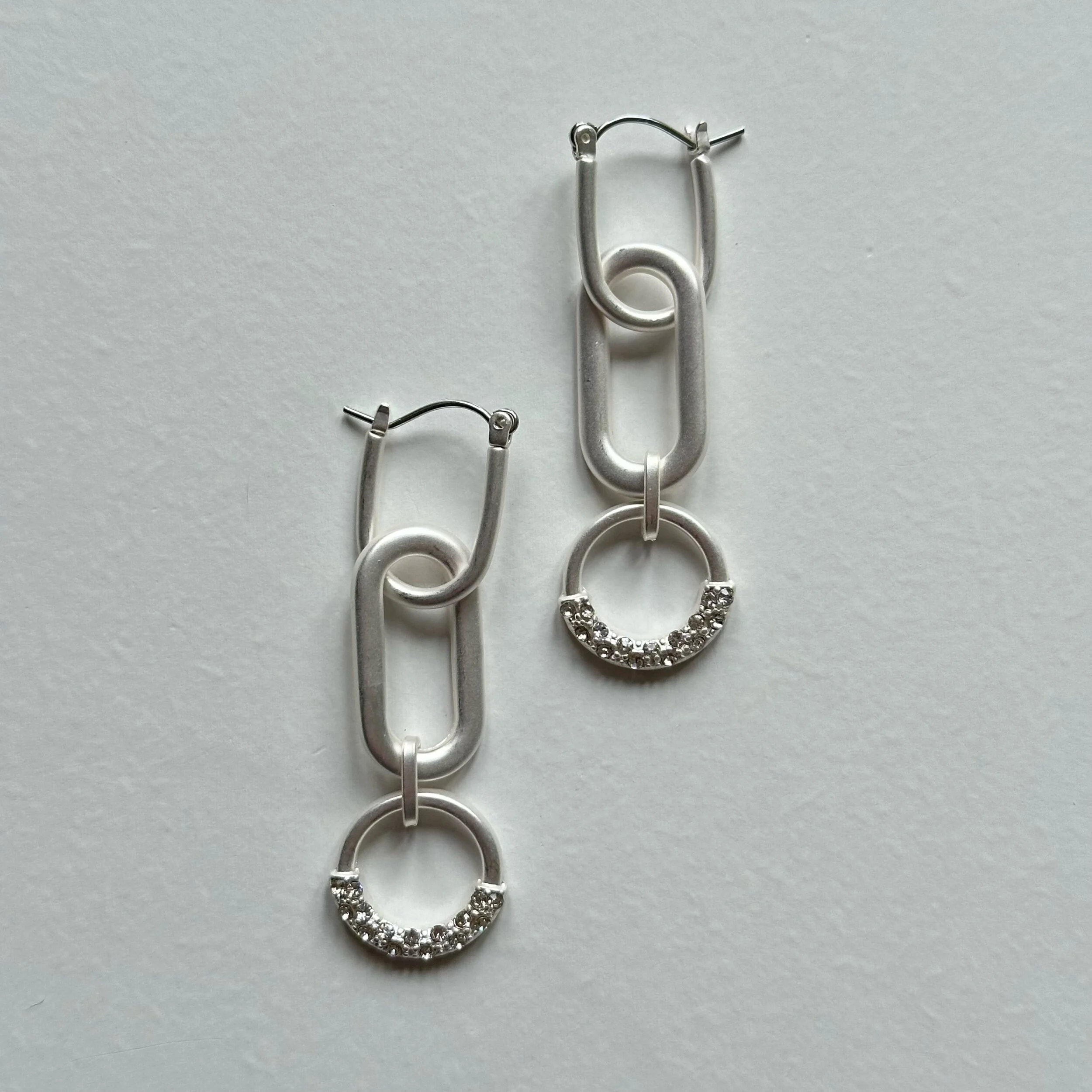 EC3C654C-486C-4F6B-8841-3687AA9ABA9A