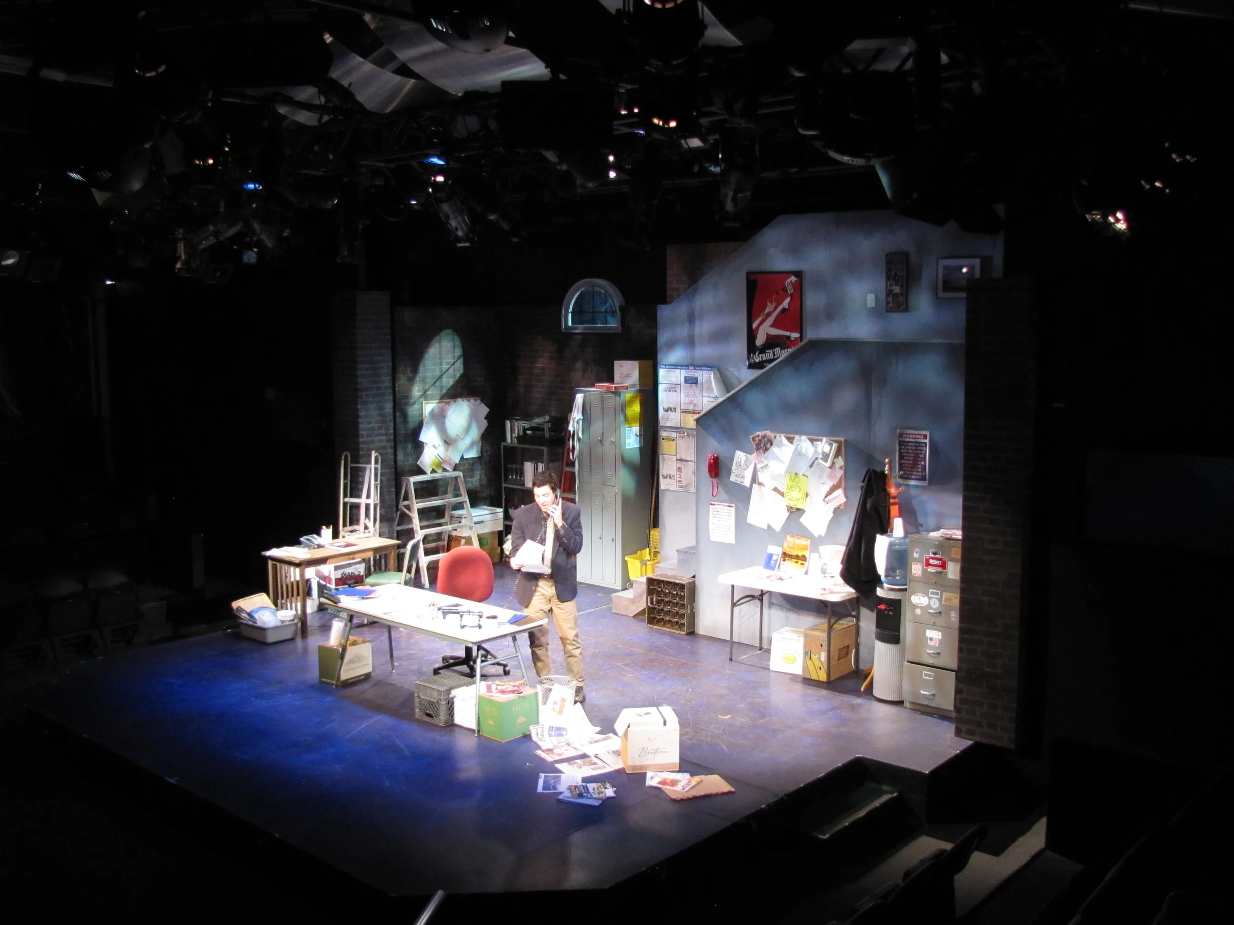 Set-scenery-construction-Colorado-Fully-Committed-play