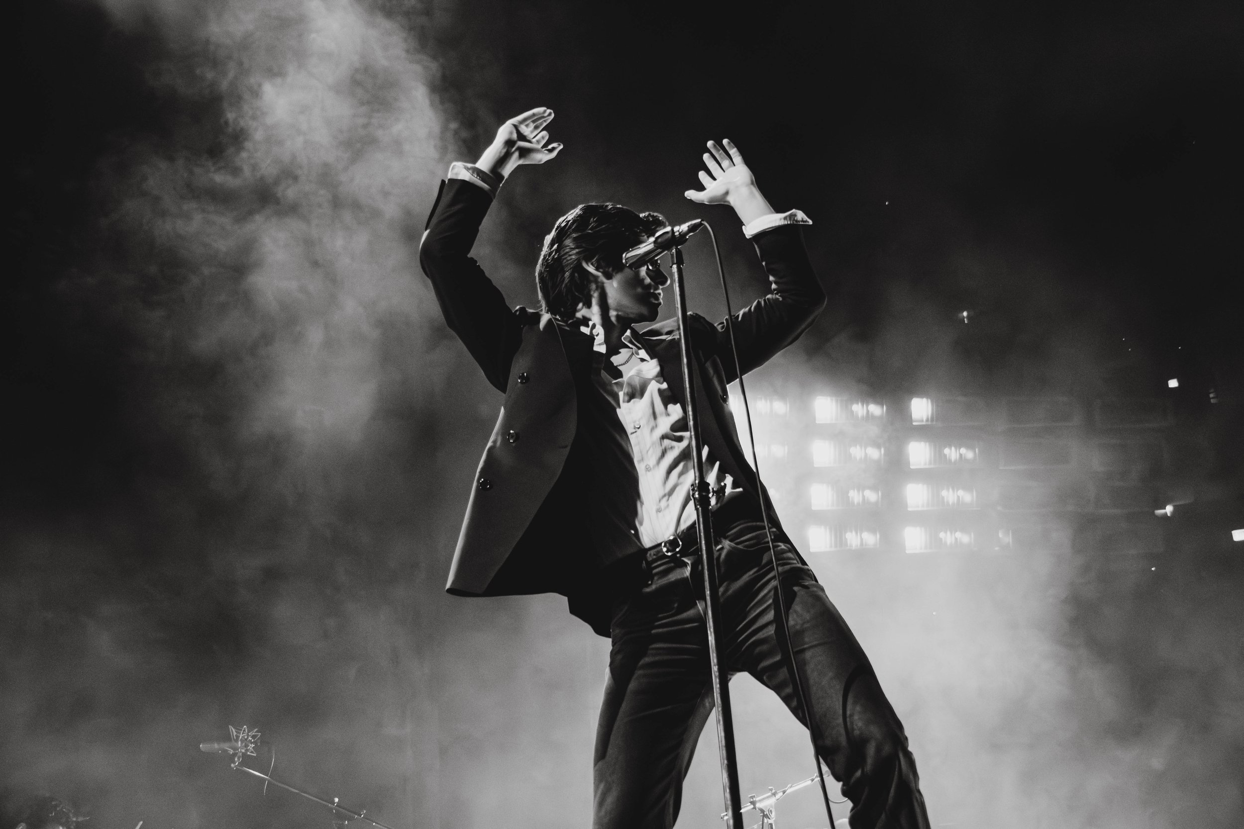 Arctic Monkeys instill their charm @ United Center