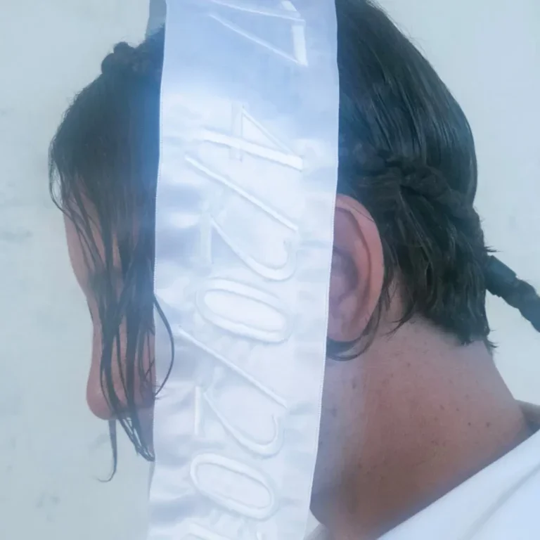 Andrew Aged Takes Contemporary Indie to New Heights with “crown”