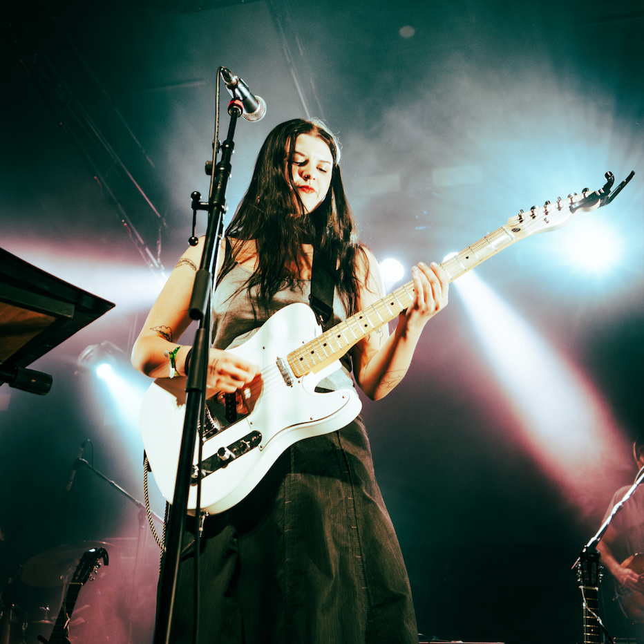 A Night with Eliza McLamb on The Good Story Tour