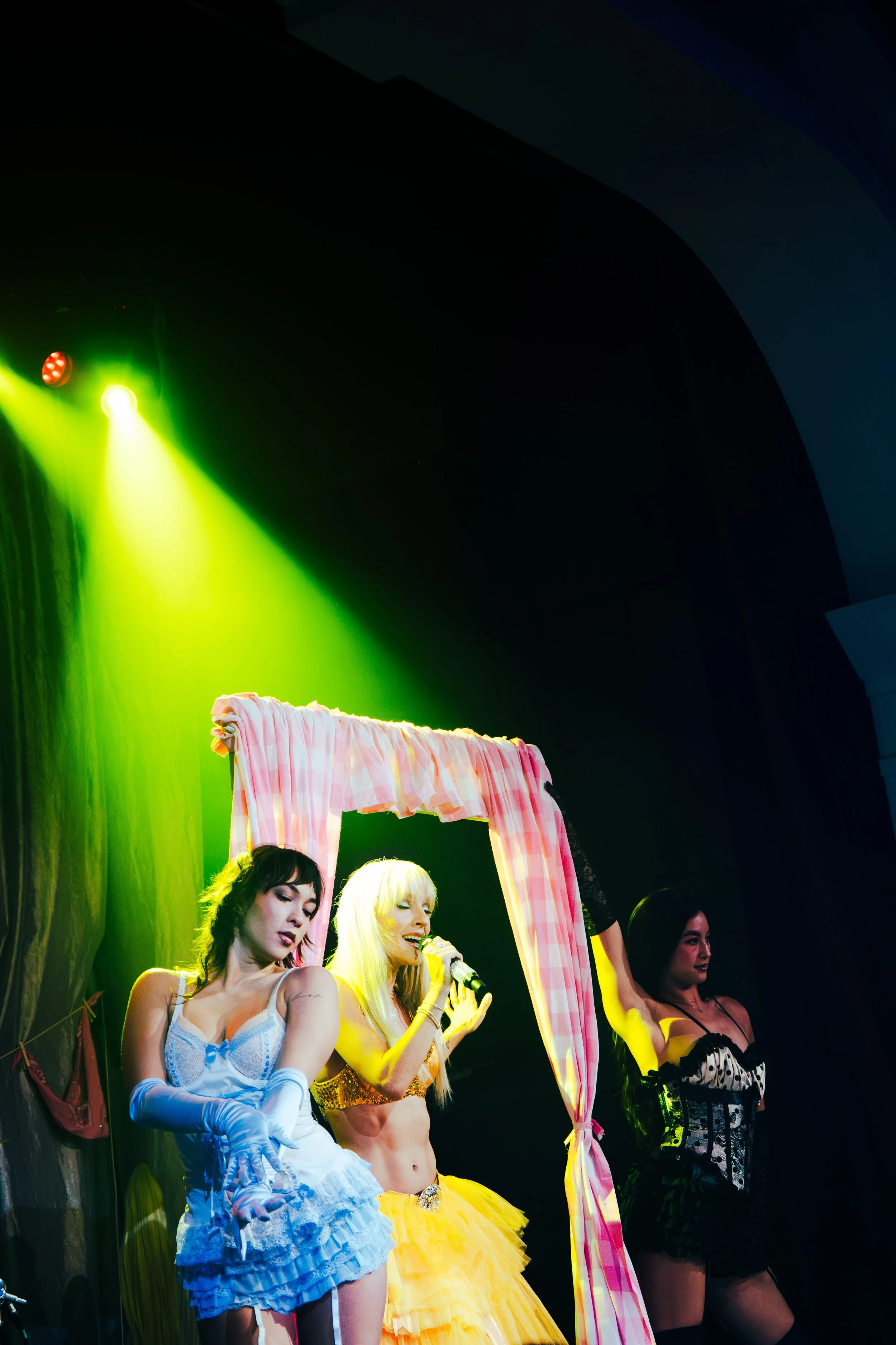 ZOLITA_OLIVIA_GARBY-02.jpg