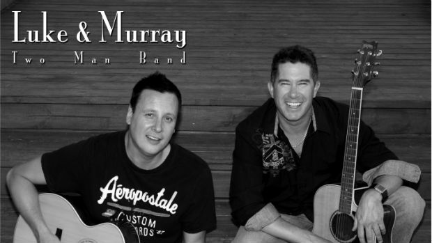 Luke & Murray ,Two Man Band pumped up the party.