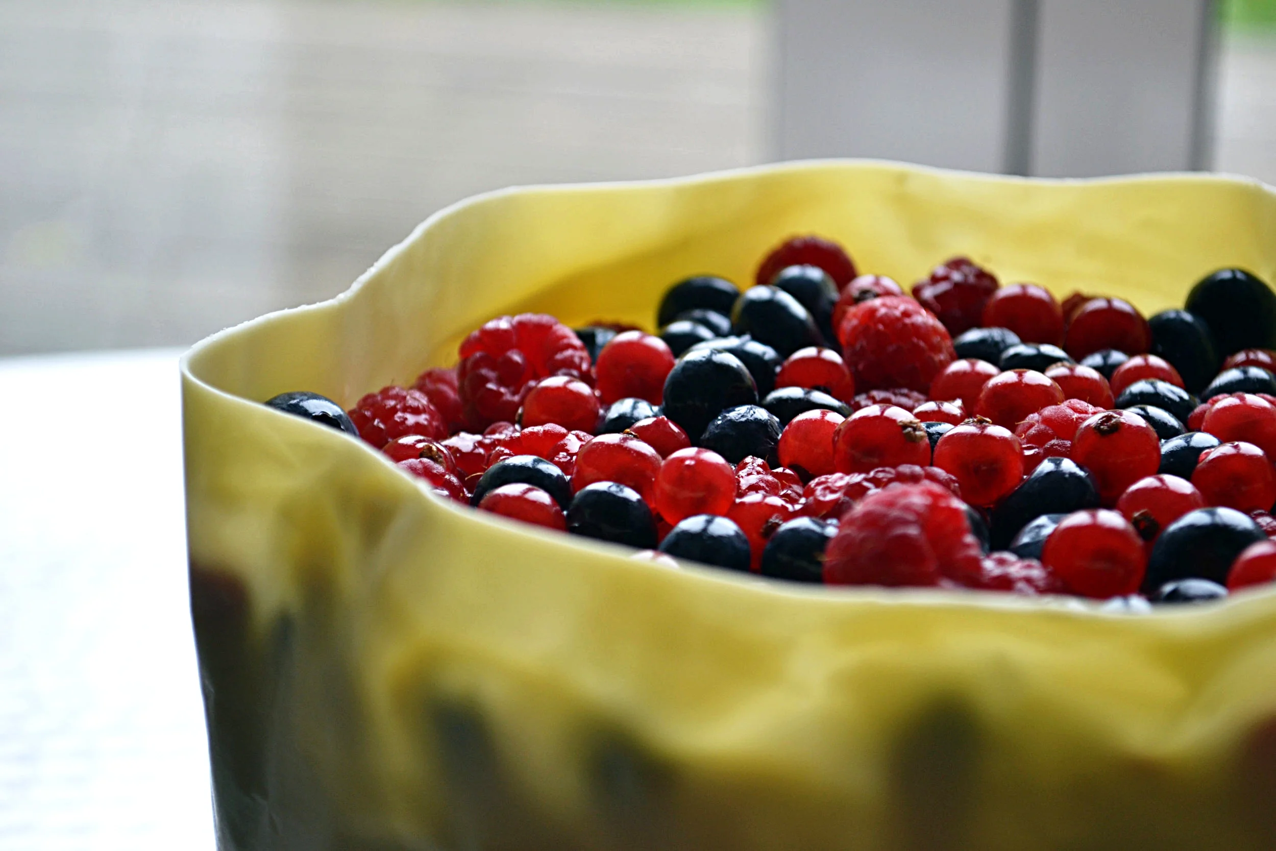 White Chocolate fruit basket