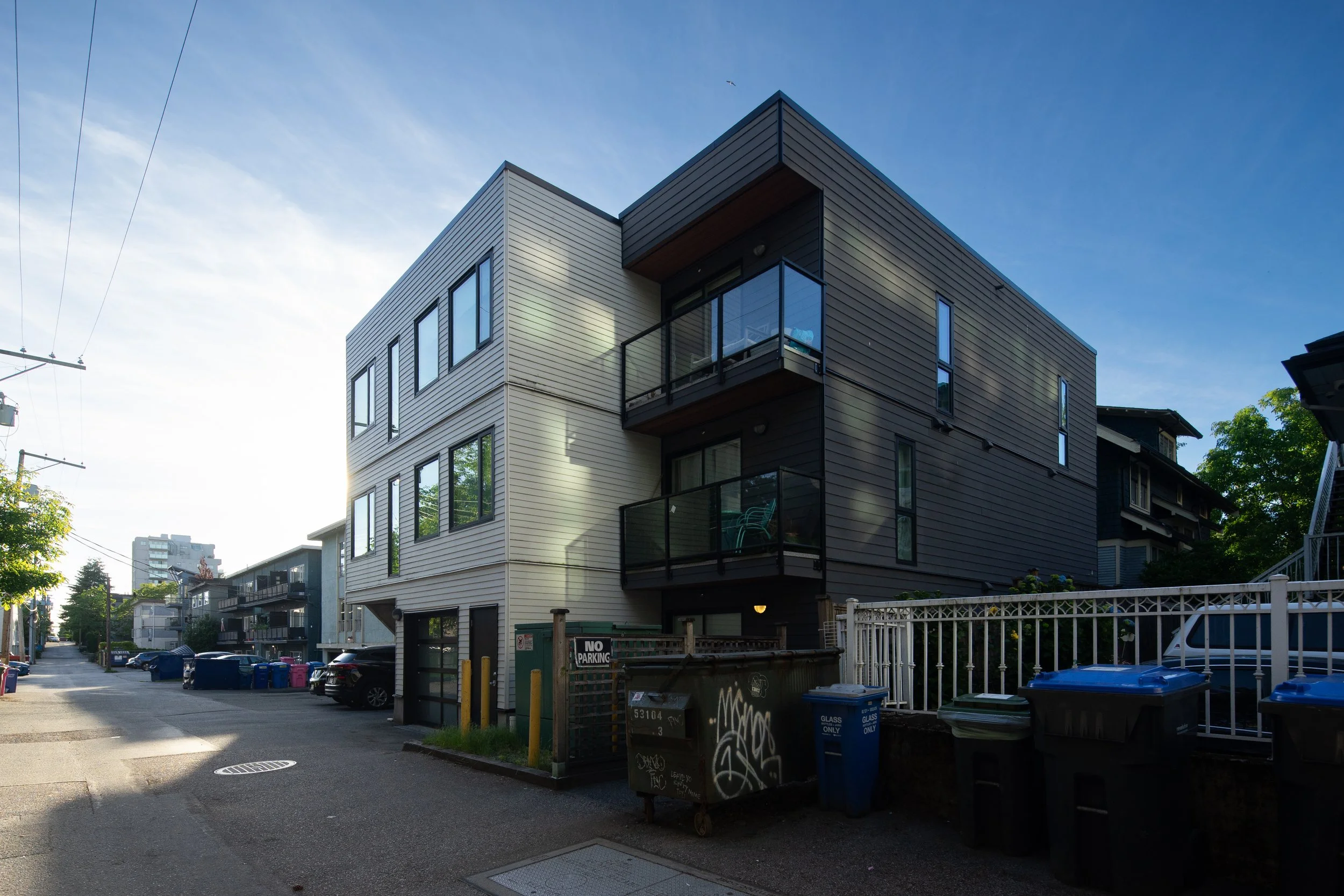 (23) 1014 W 11th Ave.jpg
