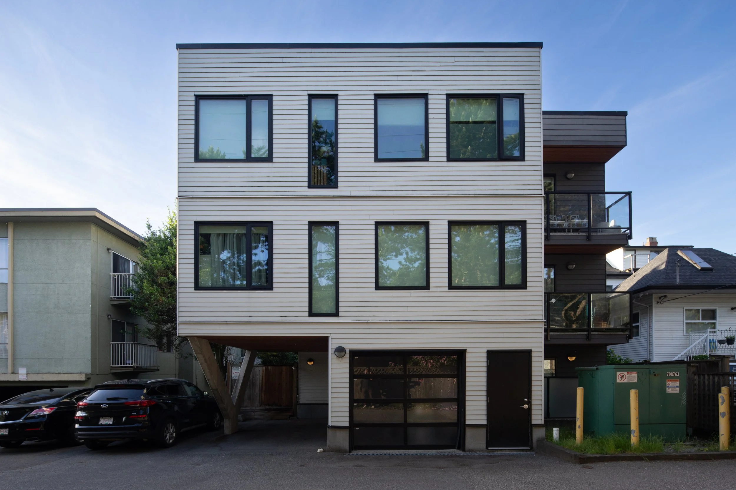 (22) 1014 W 11th Ave.jpg