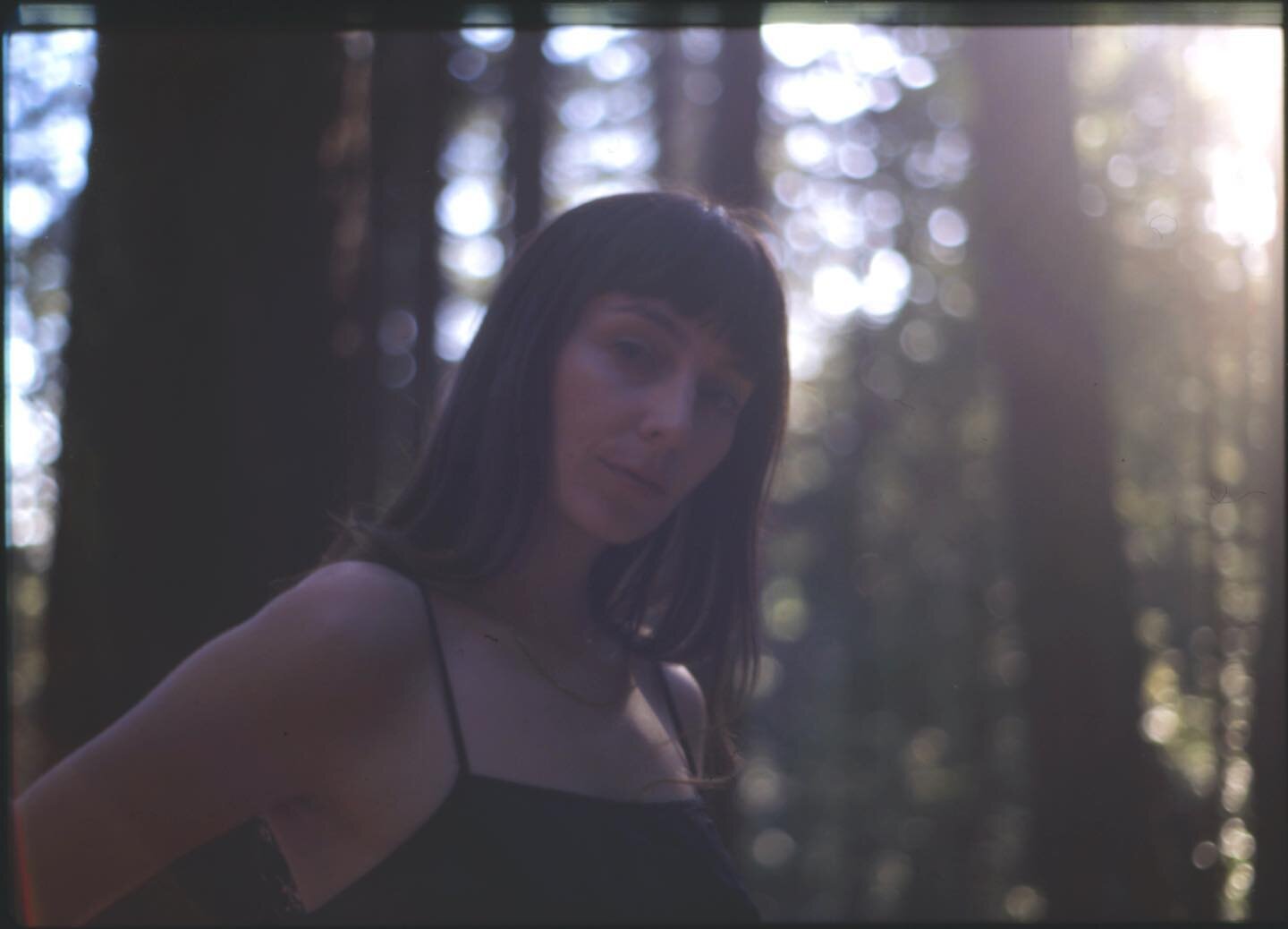 Thrilled to announce that my first NYC show in over two years will be on November 22 at @rockwoodmusichall 🥂 I&rsquo;ll have the magical @richhinman playing with me. This is going to be such a special evening &mdash; can&rsquo;t wait to see you New York, and can&rsquo;t wait for you all to hear the new music that&rsquo;ll be released in TWO WEEKS. 
&bull;
Ticket link in le bio 💋
&bull;
#newmusic #livemusic #nycmusic #rockwoodmusichall #film 

📸 @branbarnhart