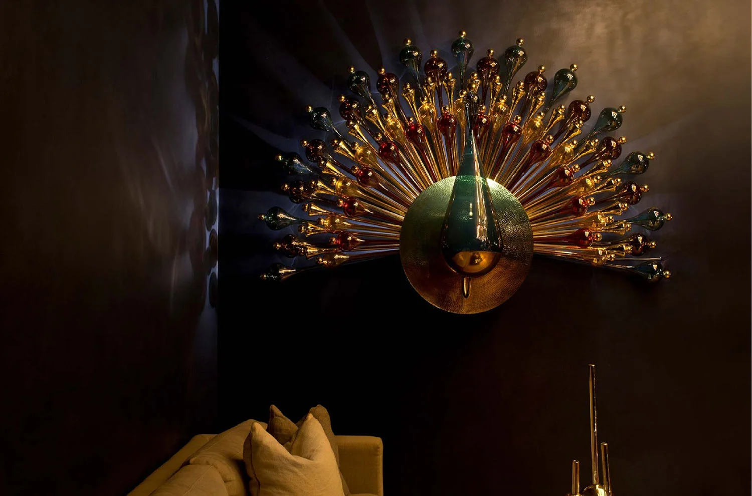 Experience cutting-edge lighting design using age-old glassblowing techniques