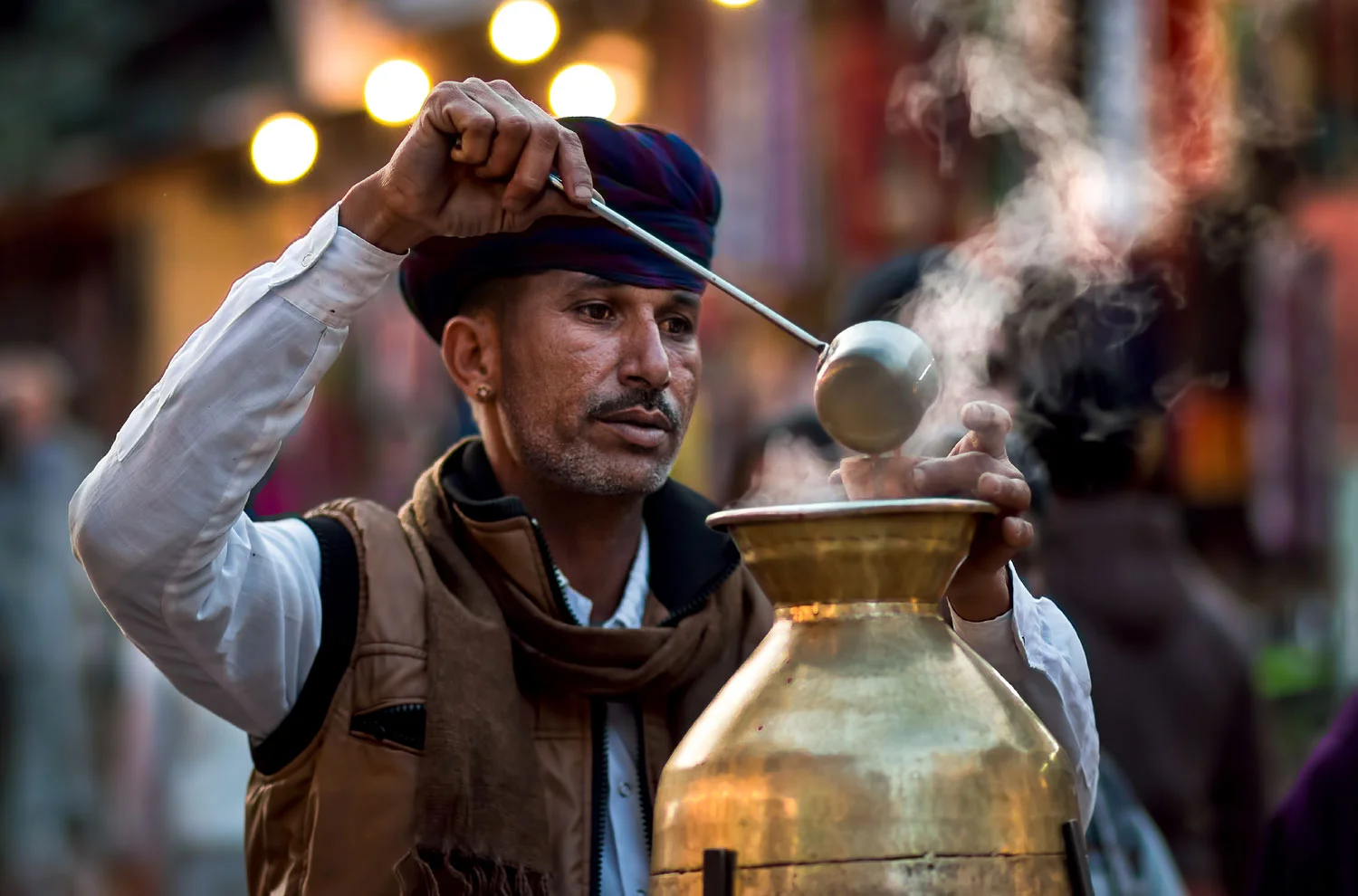 A street tea seller