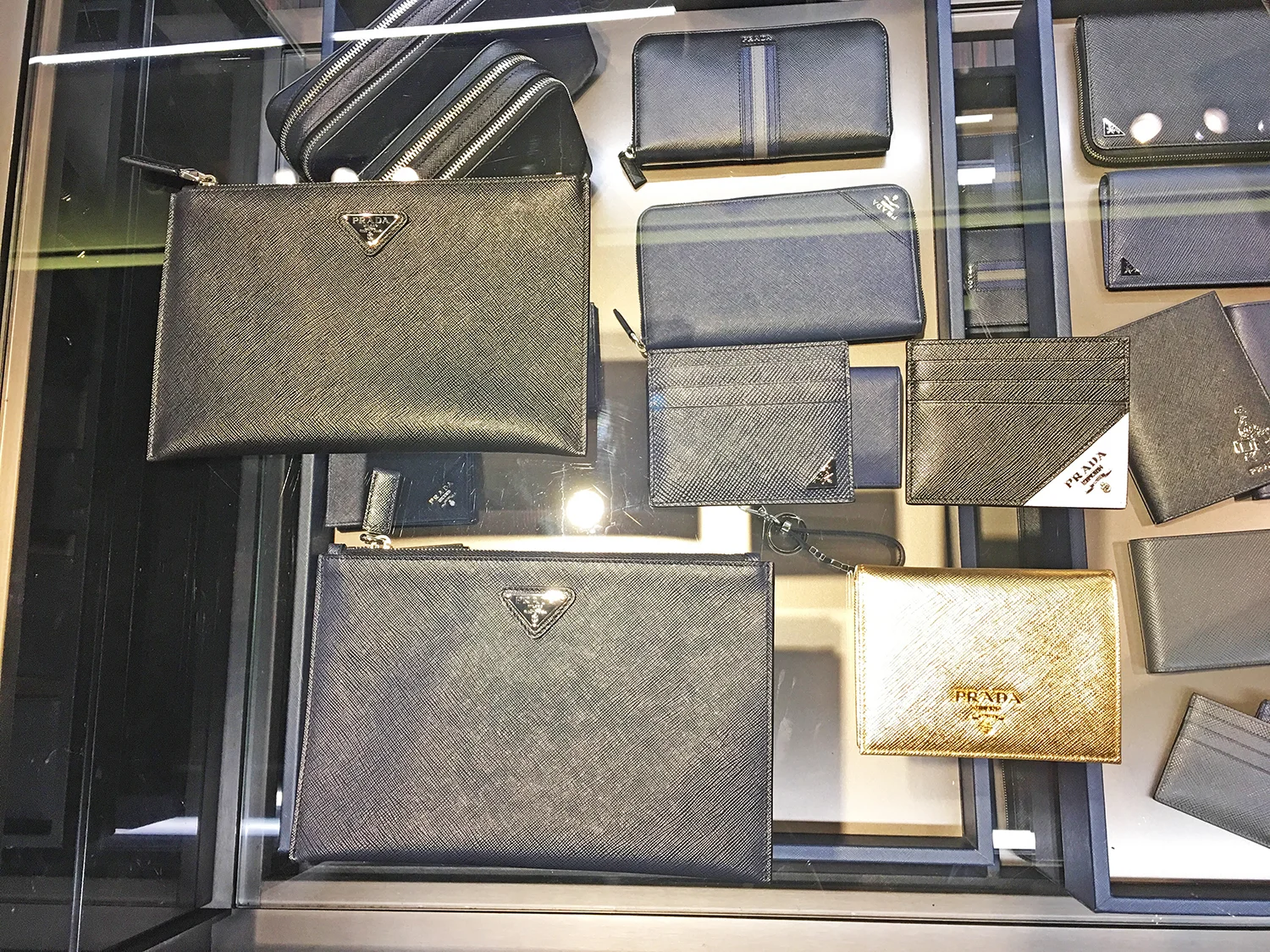 And apparently I also went to Prada which was even friendlier and more accommodating than Louis Vuitton. 
