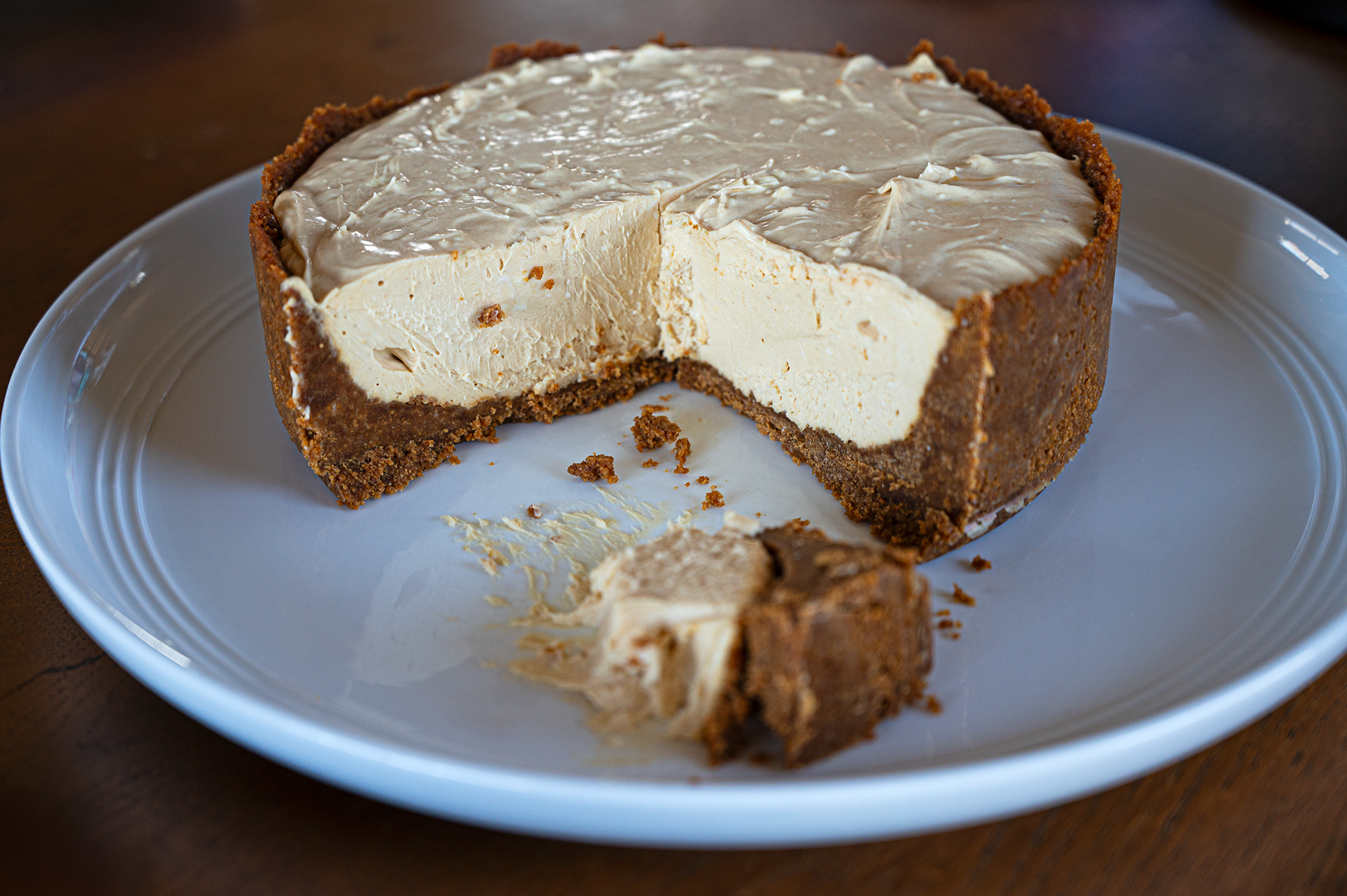 peanut butter cheesecake interior 2.png