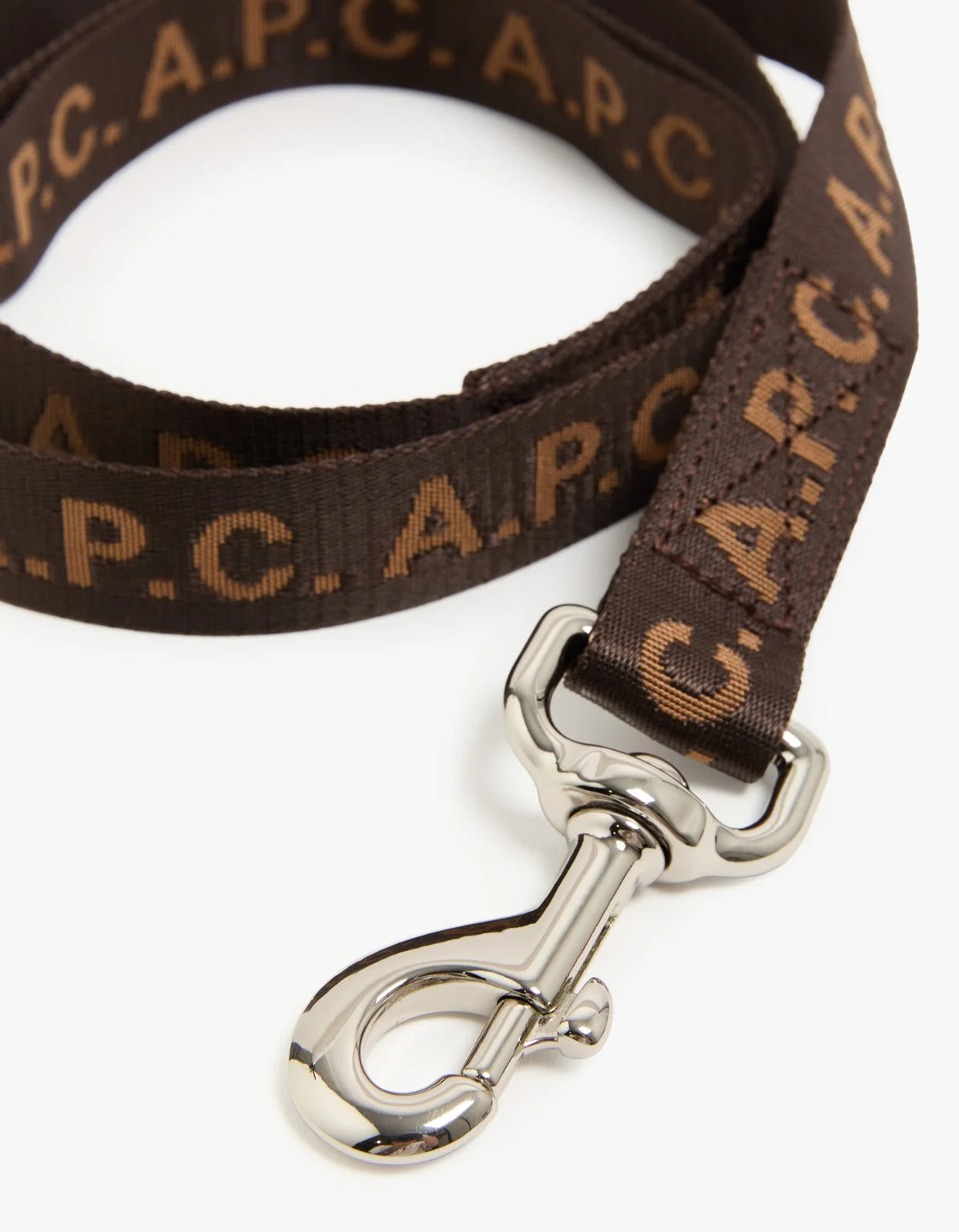 An APC dog collar