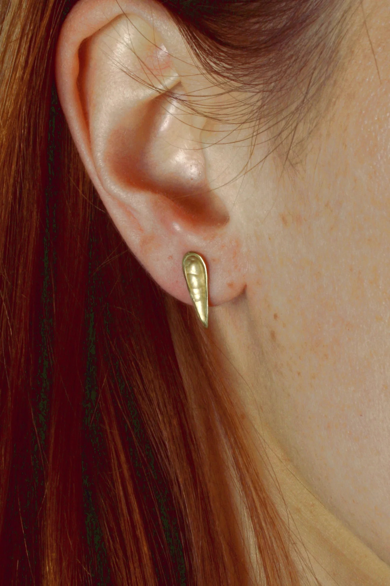 Teardrop Stud Earrings 1