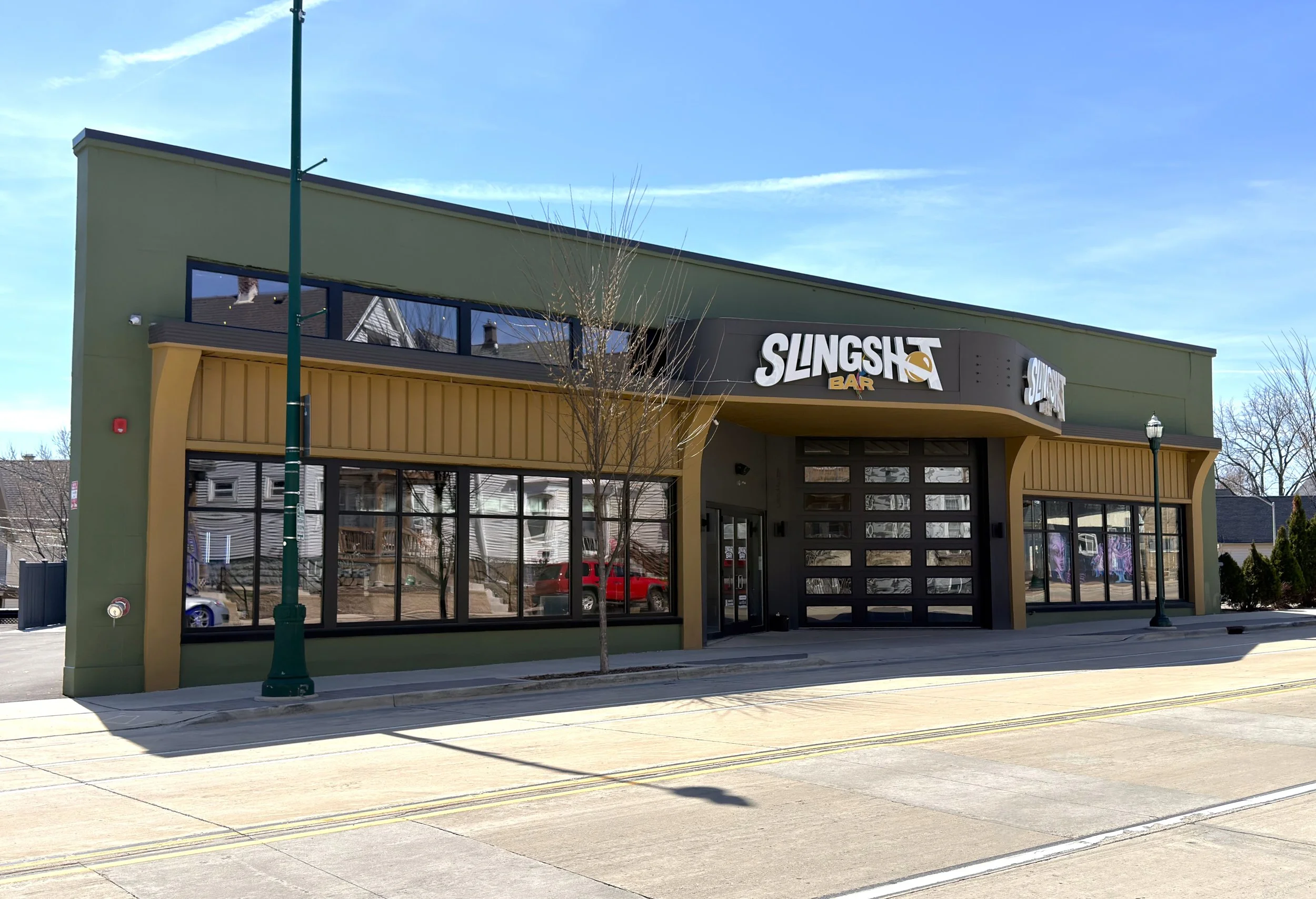 Slingshot Bar