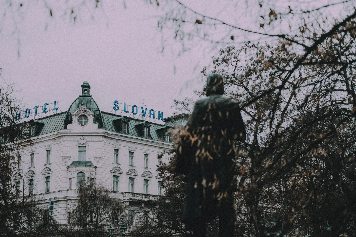 hotel.jpg