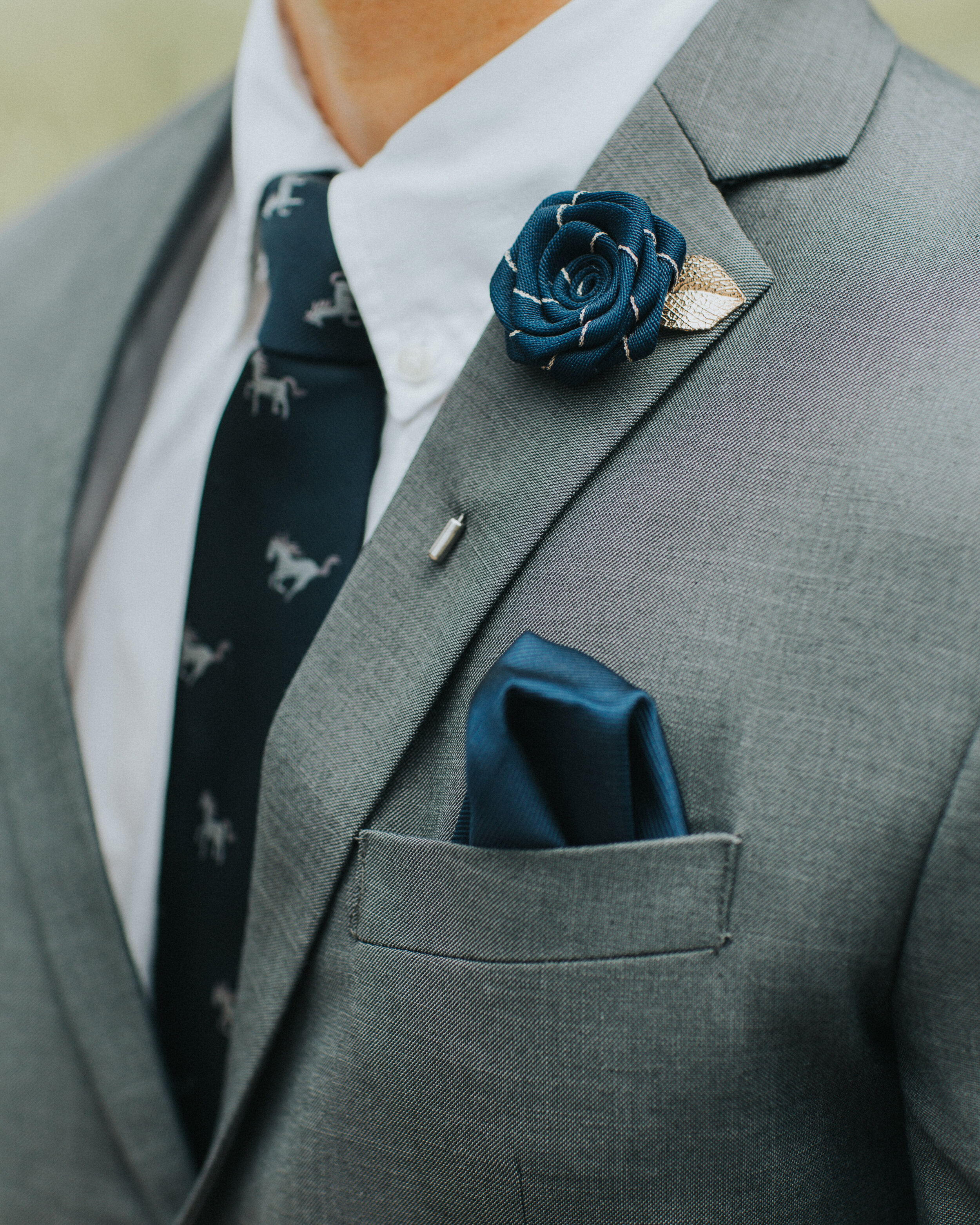 How to Choose the Appropriate Pocket Square