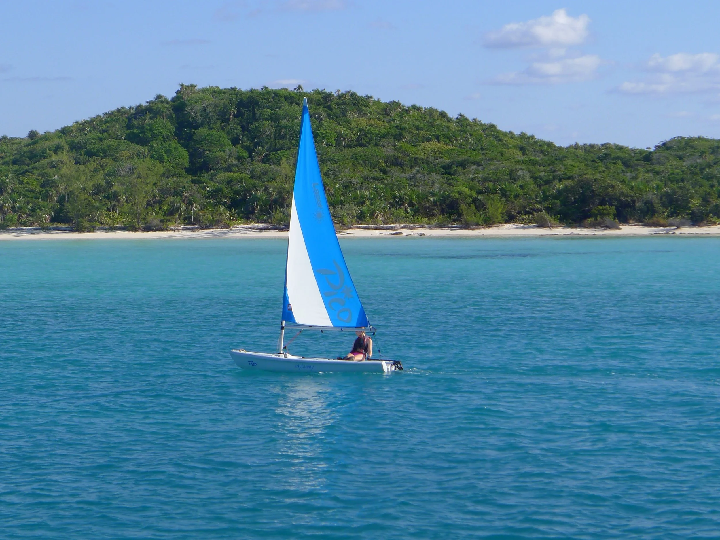 Ayla sailing in the Bahamas for the Yale Varsity Sailing Team.