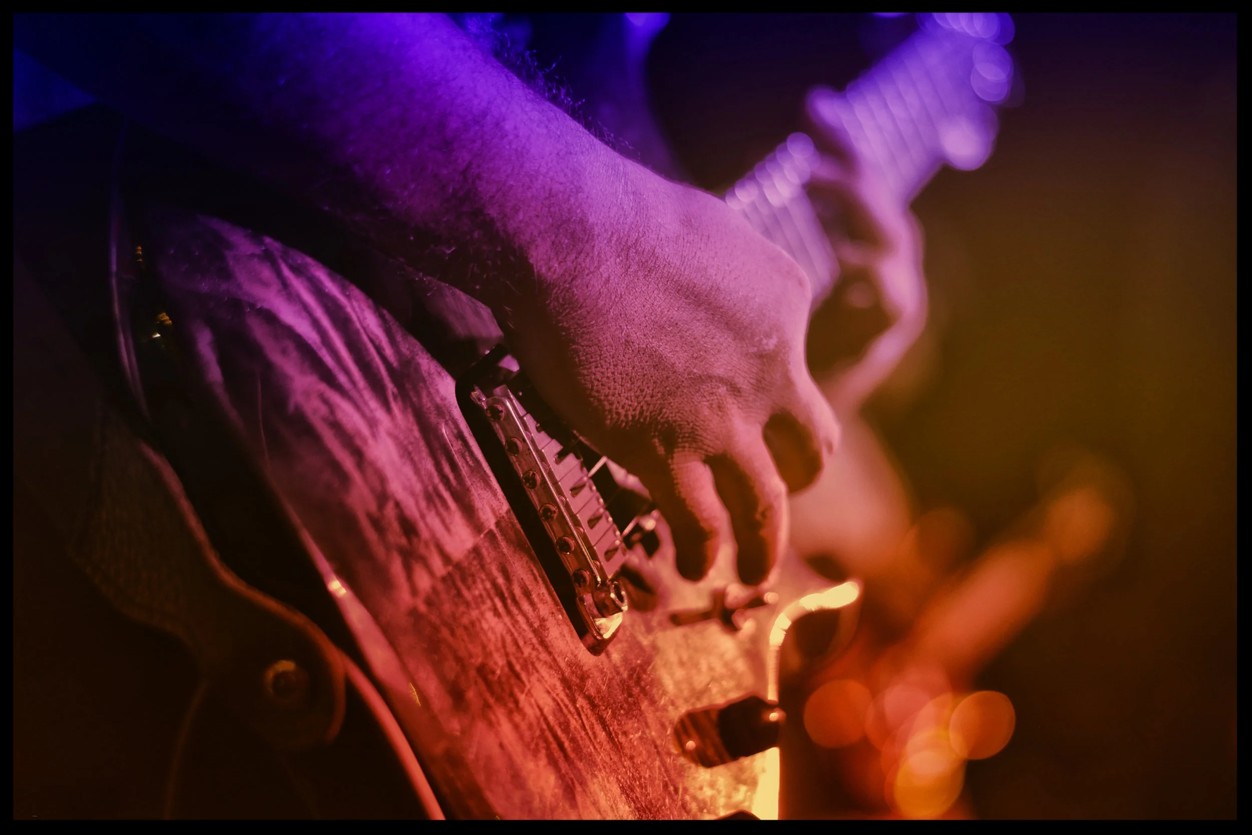 electric guitar.jpeg