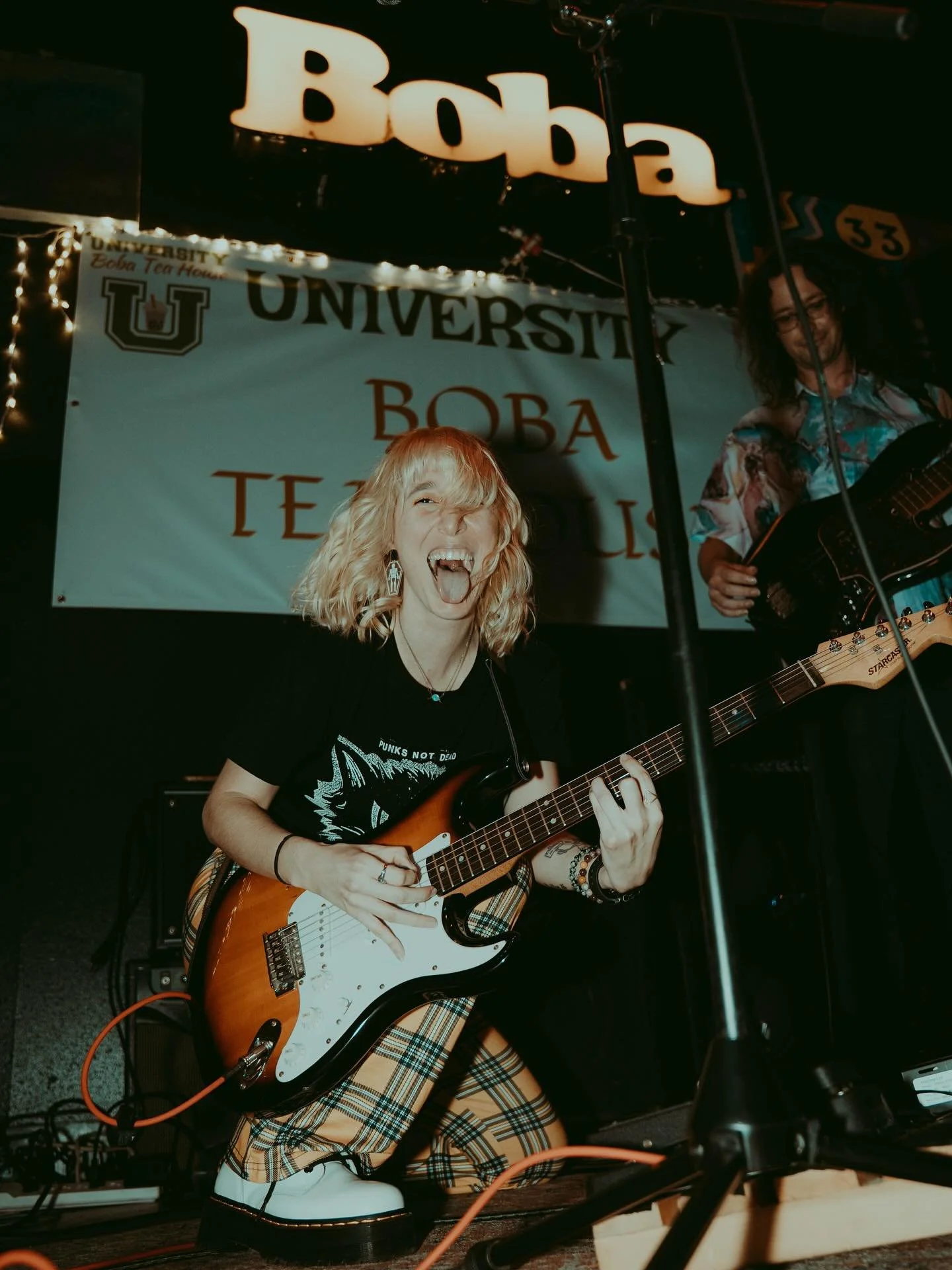 &ldquo;PUNK&rsquo;S NOT DEAD, IT HAS 9 LIVES.&rdquo; 😼🤘

Thanks for a fun time Tampa!! 

Let&rsquo;s do it again tonight? 
Bradenton - it&rsquo;s Saturday night, time to get loud and crazy at @oscuralive with our friends @persephoneschoice 💕

📸: 