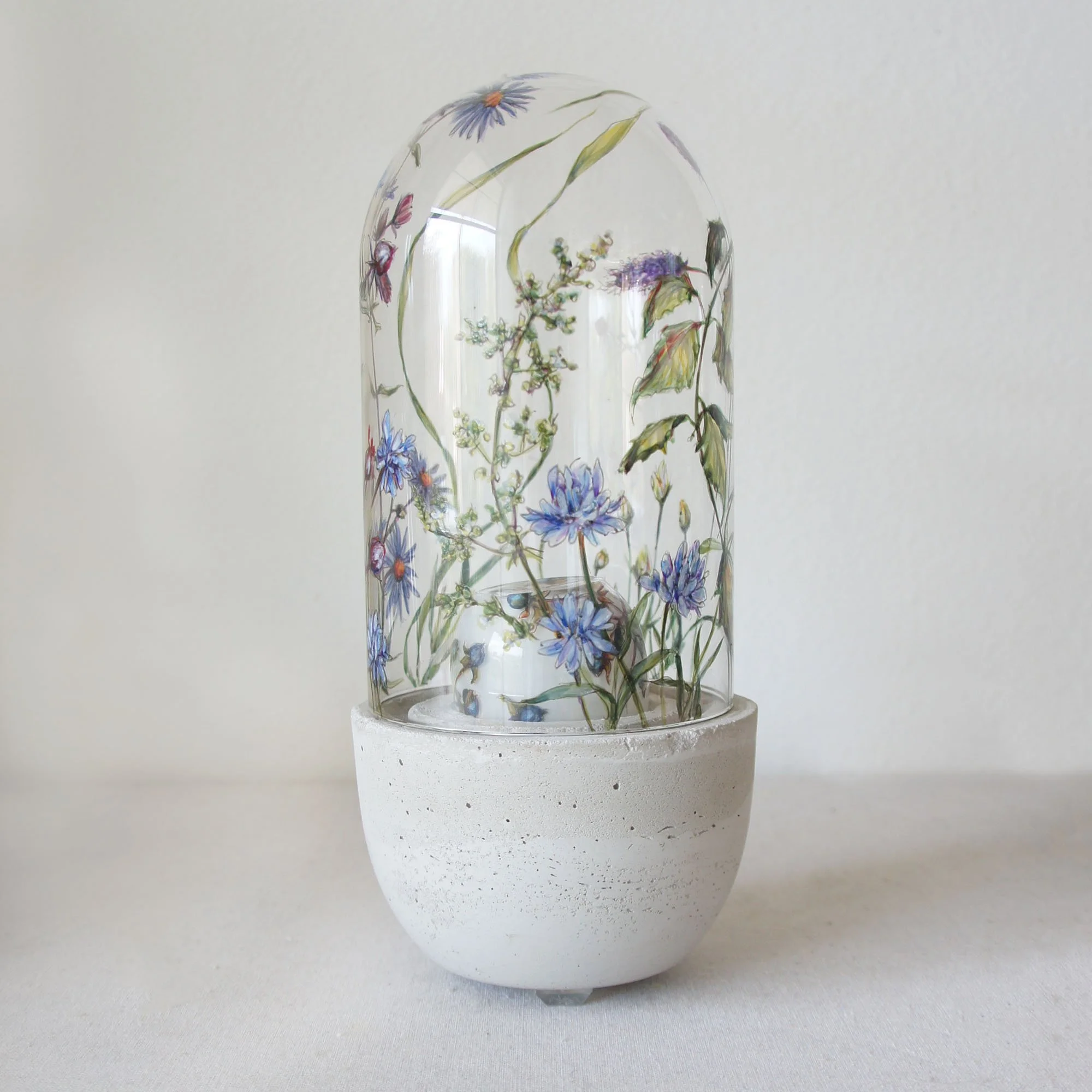 Blue Wildflowers Meadow - Medium Cement Lamp