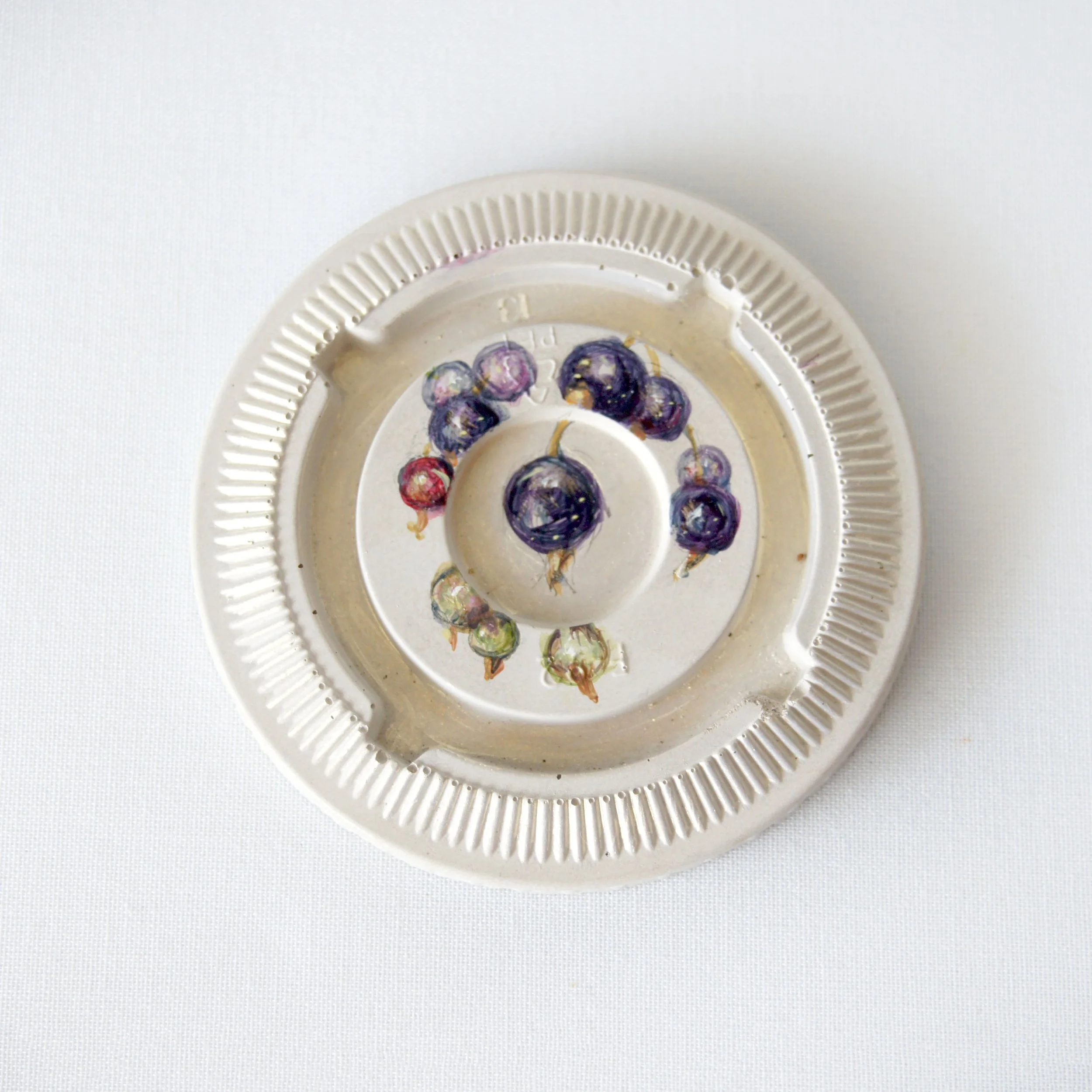 Delicious Moment - Black Currant Lid