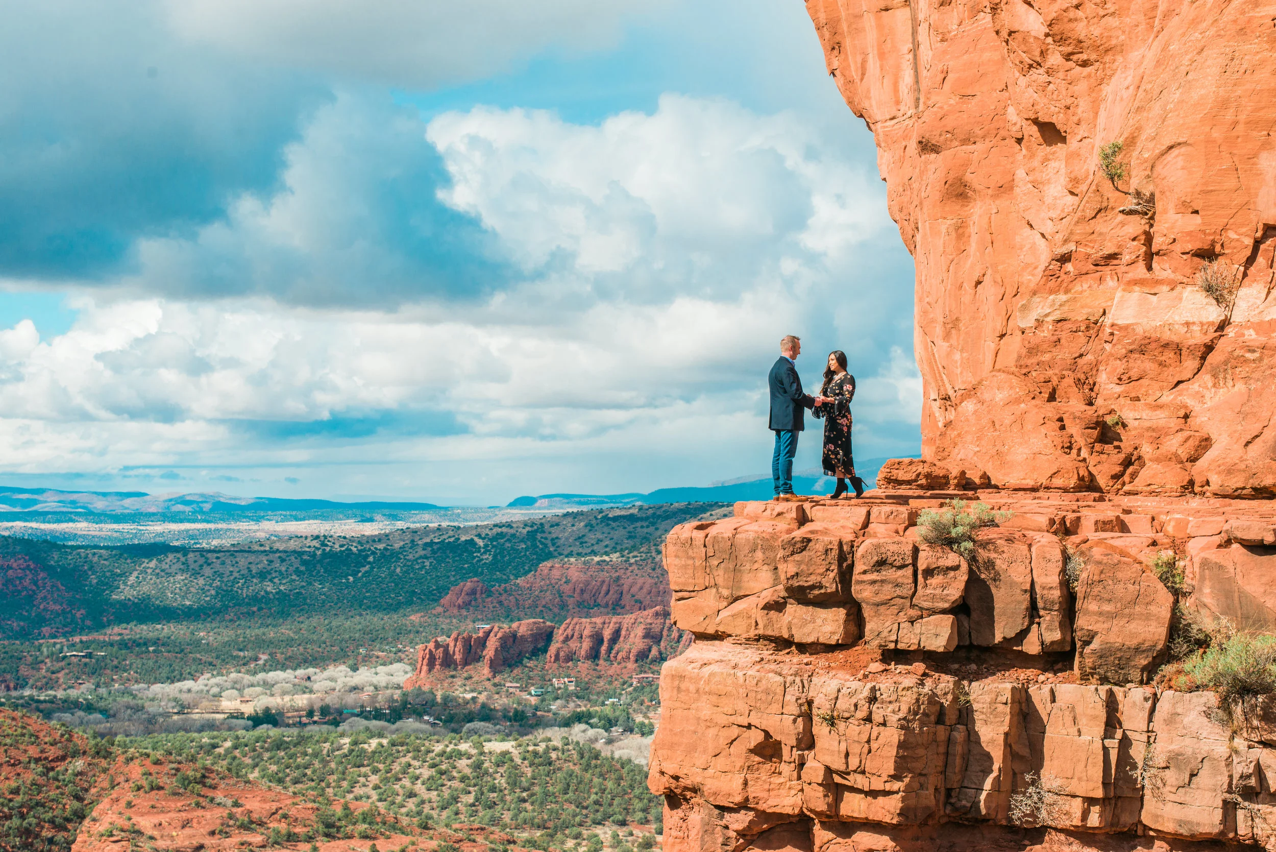 CathedralRockSedonaEngagementSession-8.jpg