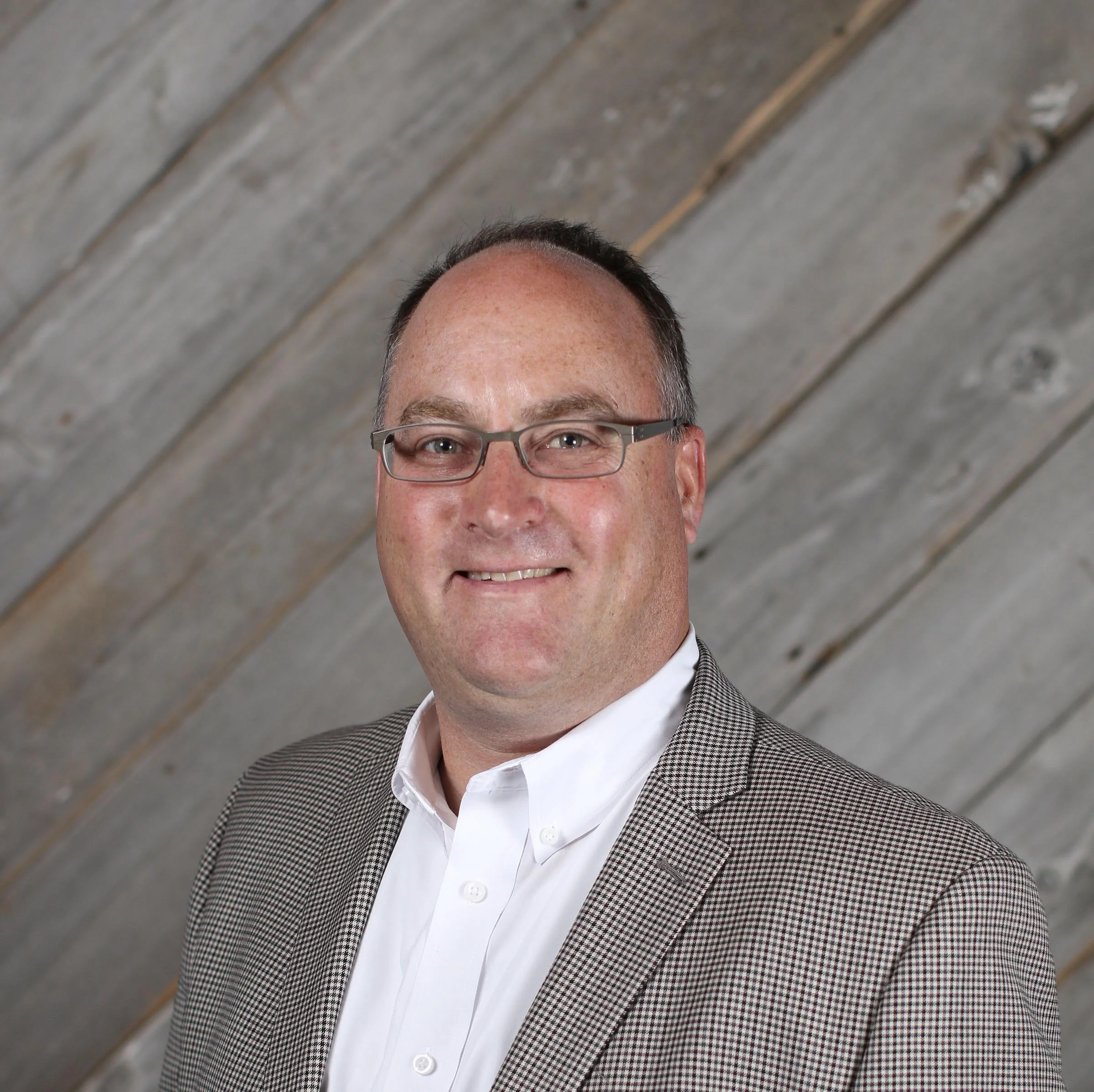 Rick Keeler, Black Dawg Digital Marketing, brings to the team a wealth of experience in technology, telecommunications, operations, business development and predominantly his marketing prowess...his addition to the team is invaluable. Rick's contribution and leadership in guiding innovative solutions to help small business thrive is his focus. He provides support to the Autonomy Hub community through his services and as a mentor.