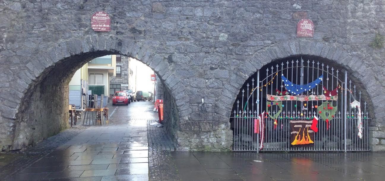 The Blind Arch, right next to the Spanish Arch, yarnbombed for Christmas!