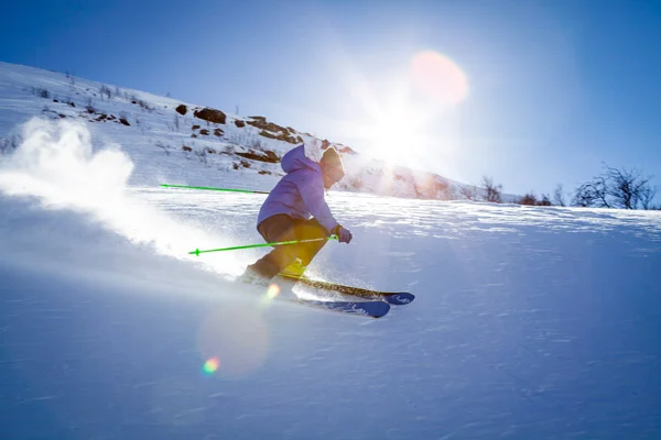 ski_600.jpg