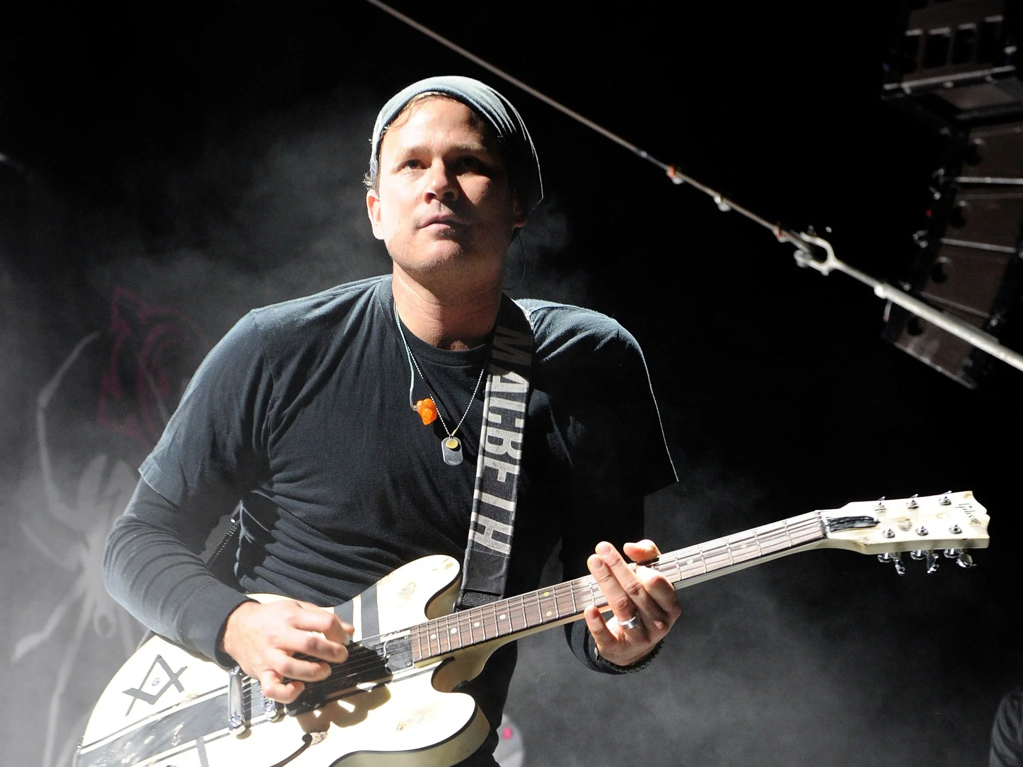 Delonge on stage with his band Angels and Airwaves.