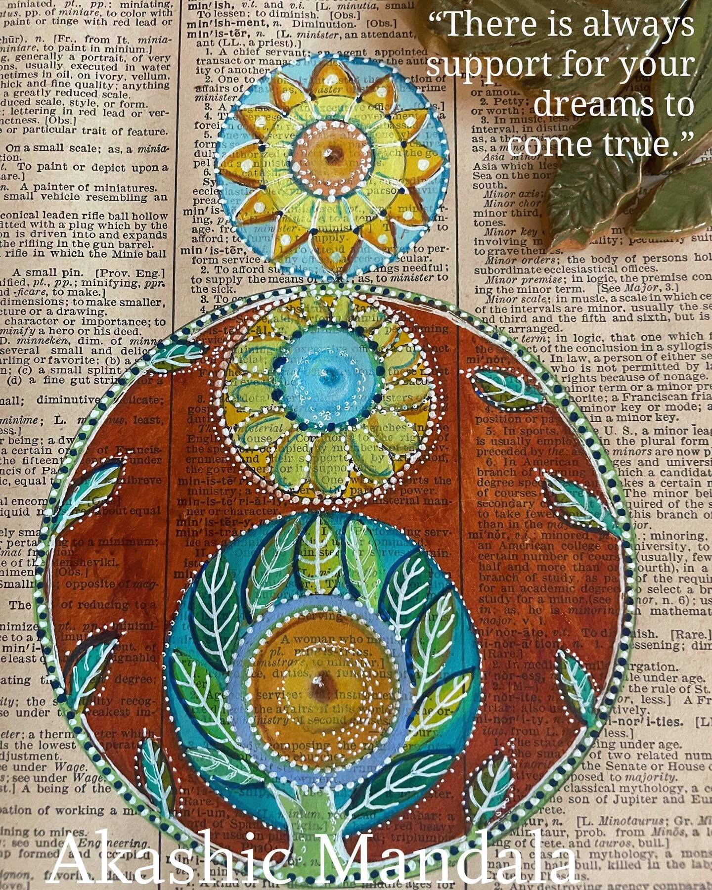 Here is the beautiful finish to the Akashic Mandala channeled for my client Sara🍁she was gifted a one hour Akashic reading with me but decided to add on the channeled Akashic Mandala to her experience and I am so glad she did. What a beautiful soul 
