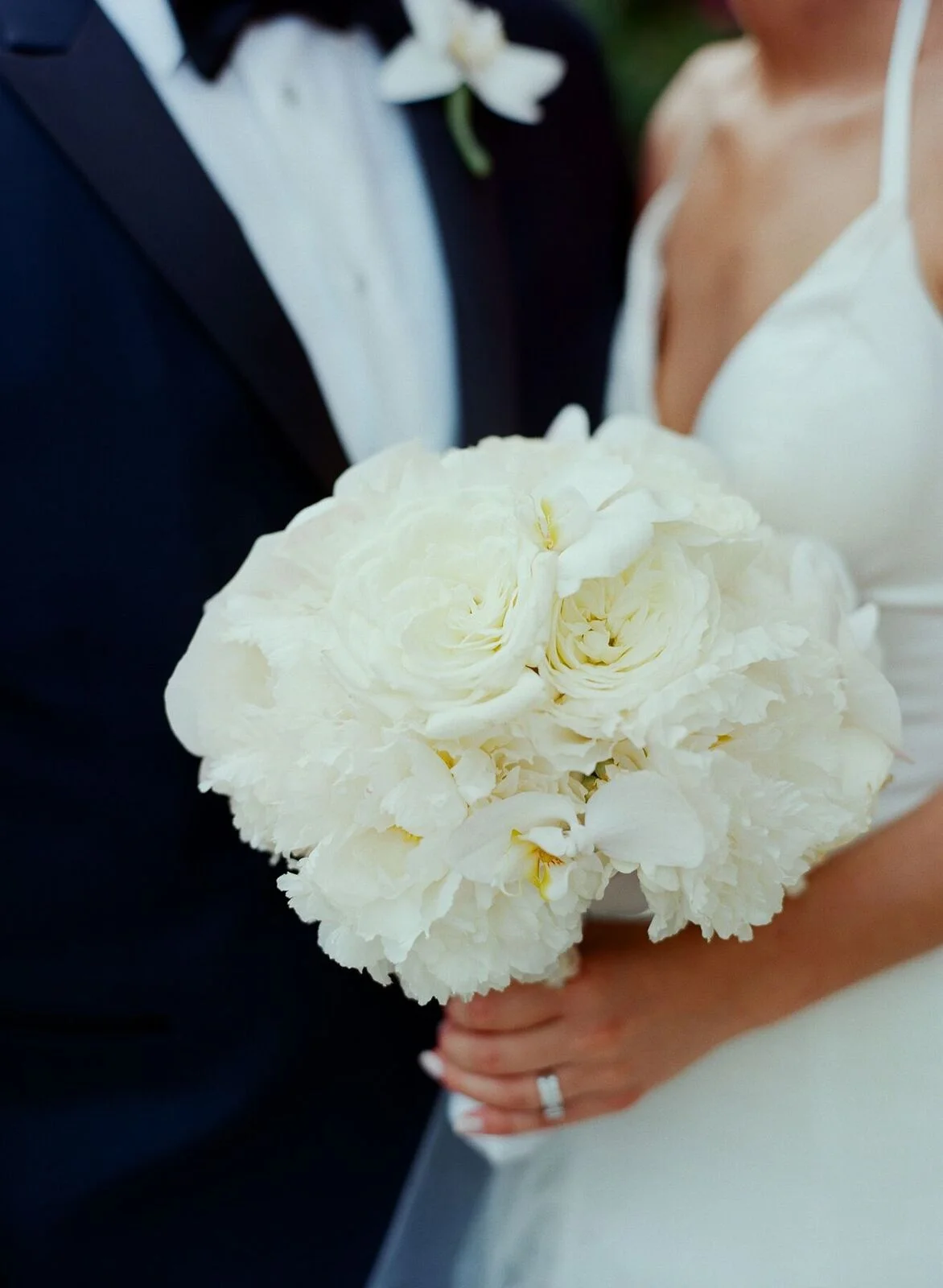 Modern Wedding Field Museum Bridal Bouquet.jpg