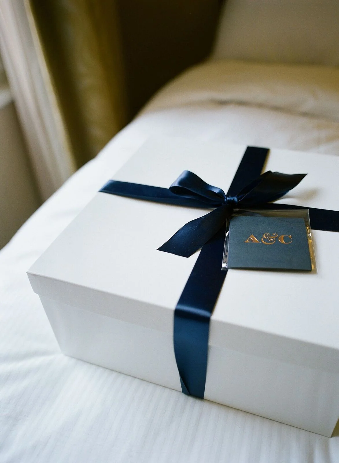 Modern Wedding Field Museum Welcome Box.jpg