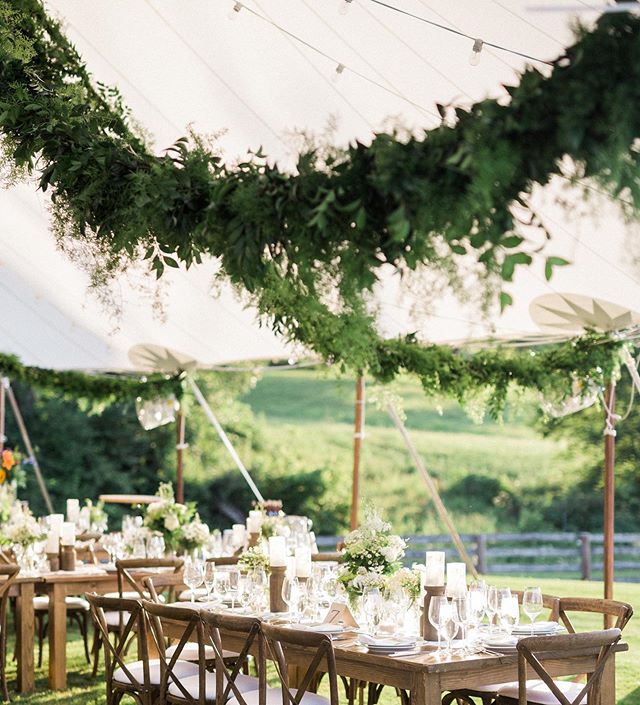 Lush Green garland hangs overhead this dreamy tent. XO
Planning Design and Floral @blisschicago
#tentedwedding #tentedevent #chicagoeventplanner #eventdesign