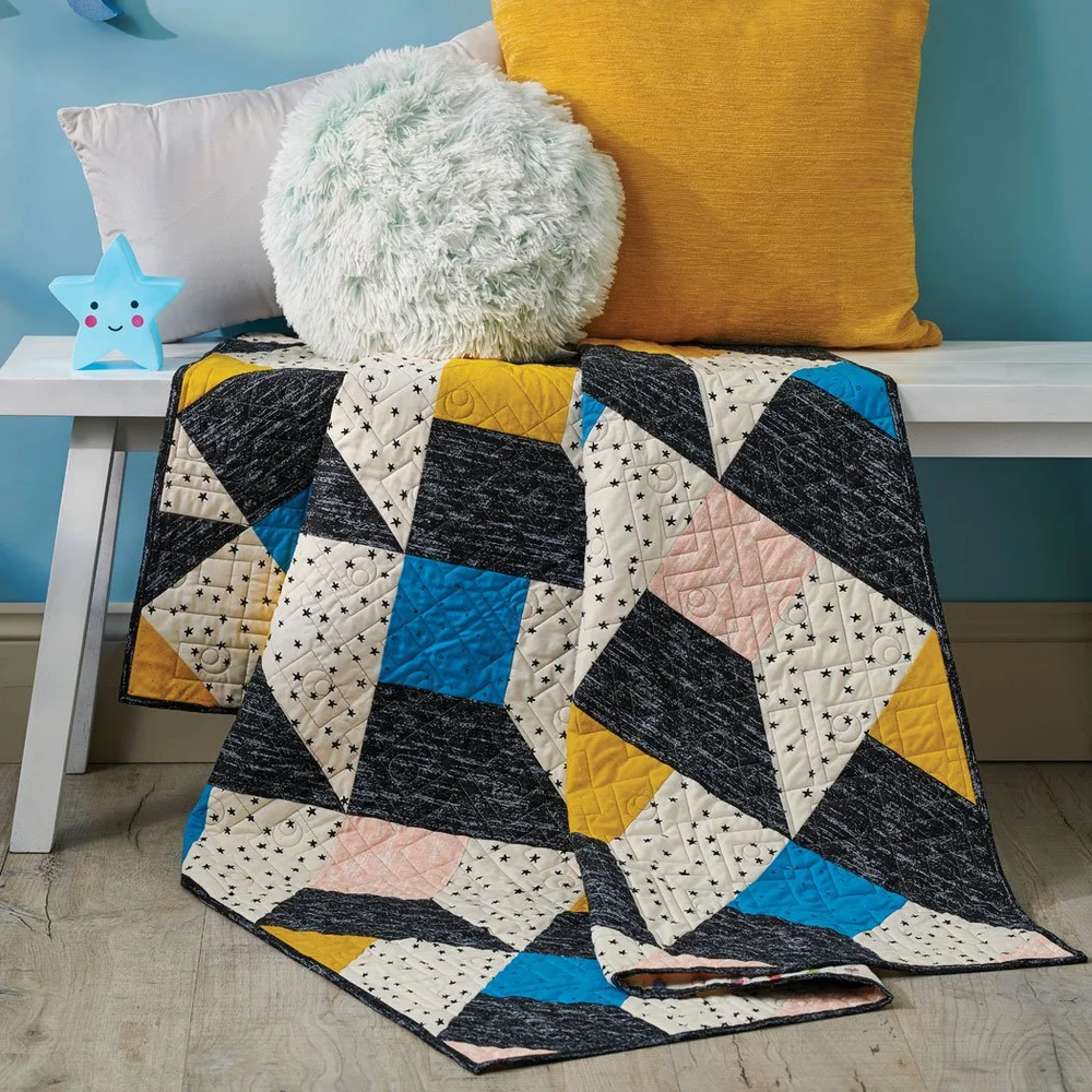 LQP_81_SOCIAL_LIGHT AND SHADE.jpg