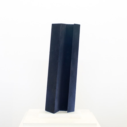 Soft Gaslight, Flocking and spray paint on steel, 11.5 x 6.5 x 4 inches, 2016