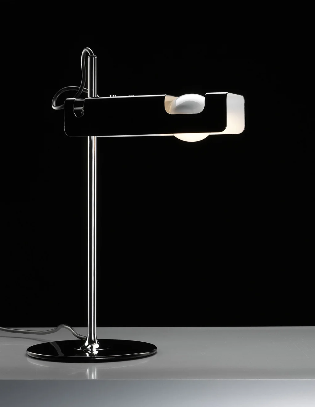 Spider 291 Design Joe Colombo still life.jpg