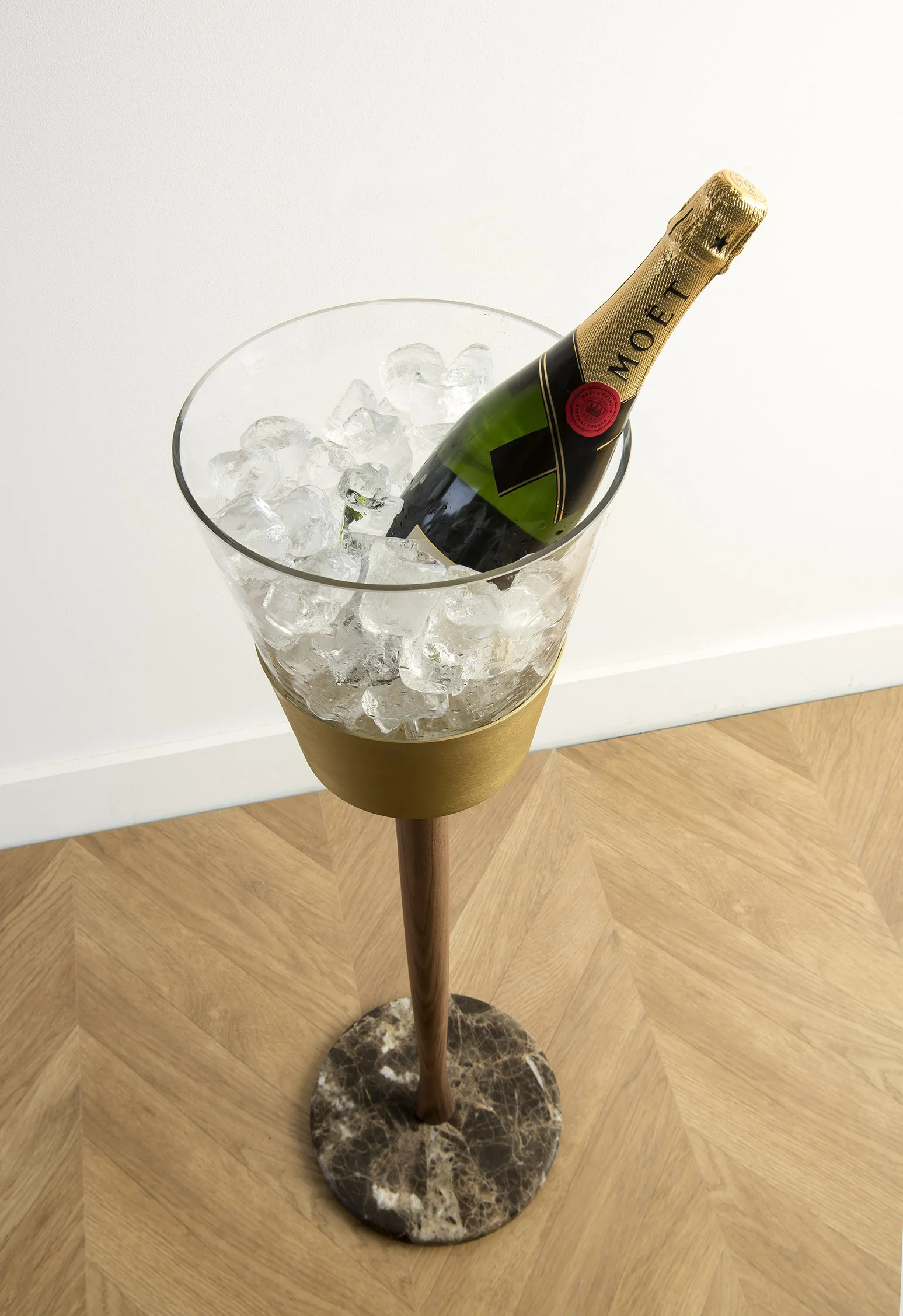 CHAMPAGNERA_LOW_RES_DET_2.jpg