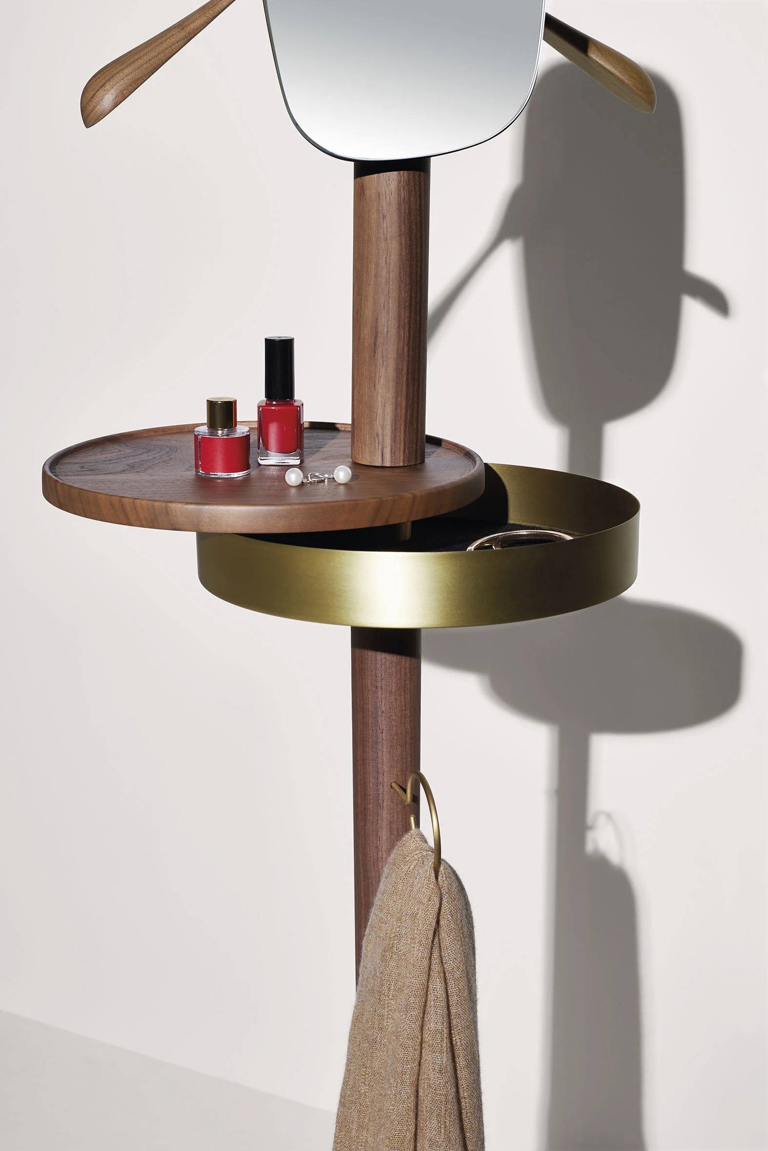 GALAN_W_NOGAL_DETALLE_HIGH_RES.jpg