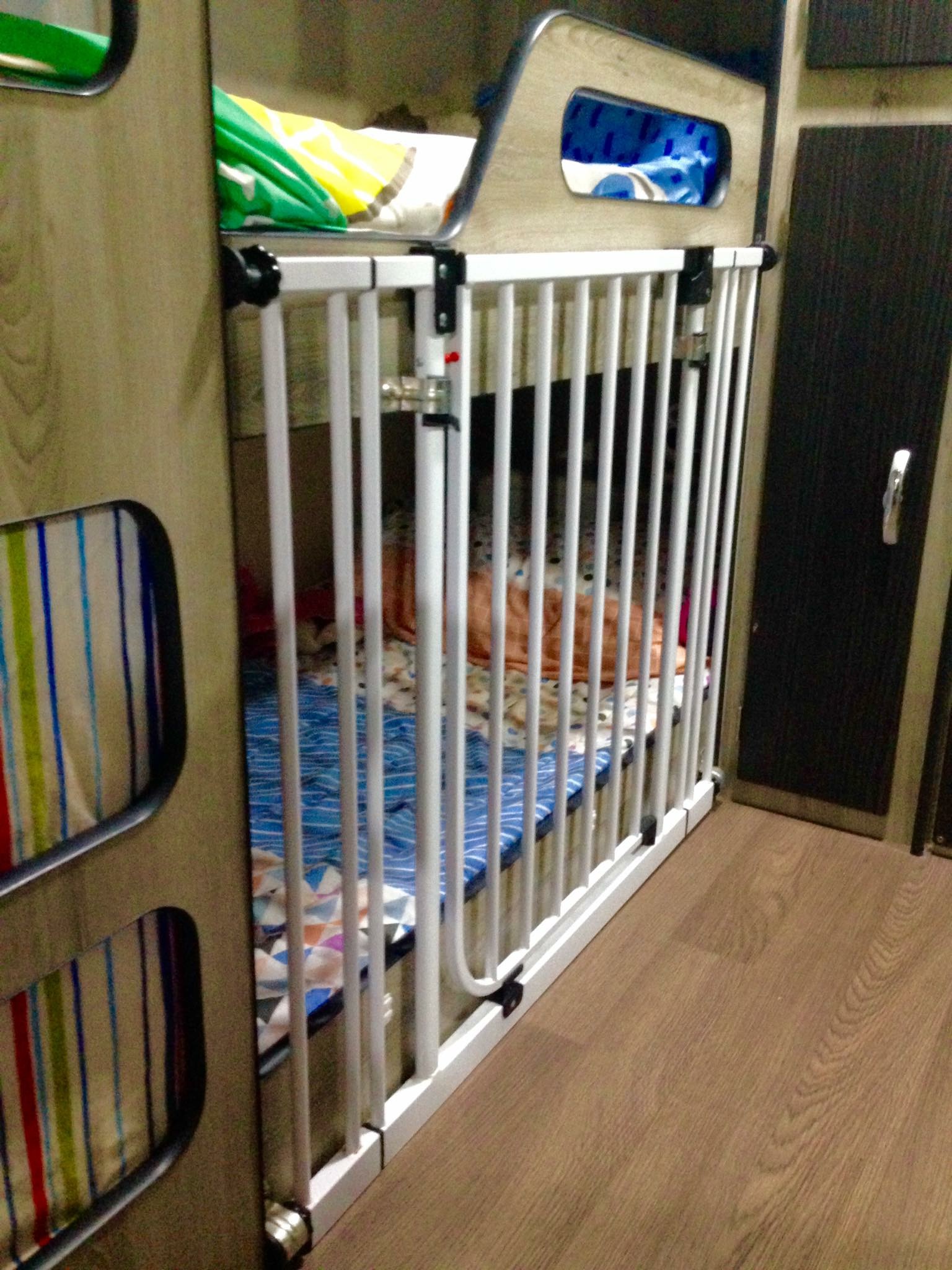 bunk bed with cot gates