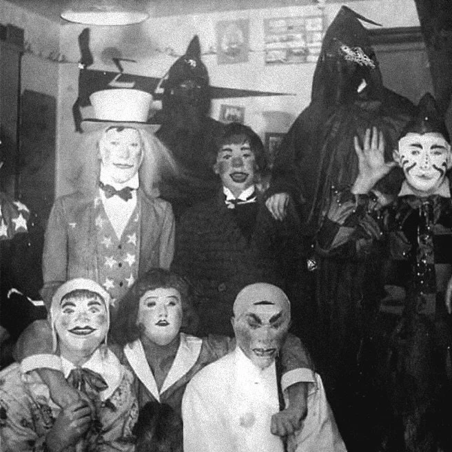 Wishing All You Spooky Ghouls A Most Scary Halloween!!!

🖤🕷️🎃👻🎃🕷️🖤