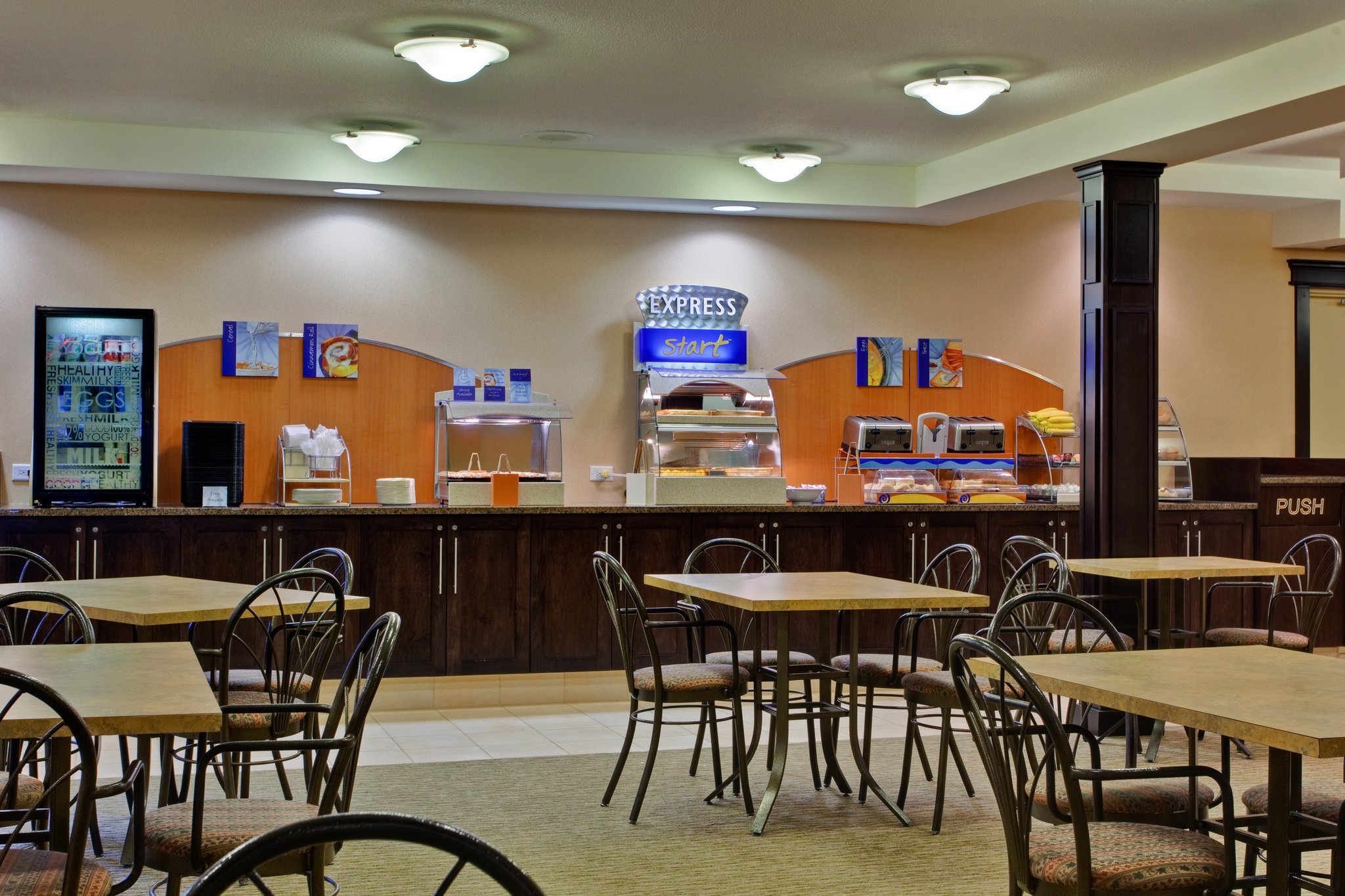 breakfast-bar-area.jpg