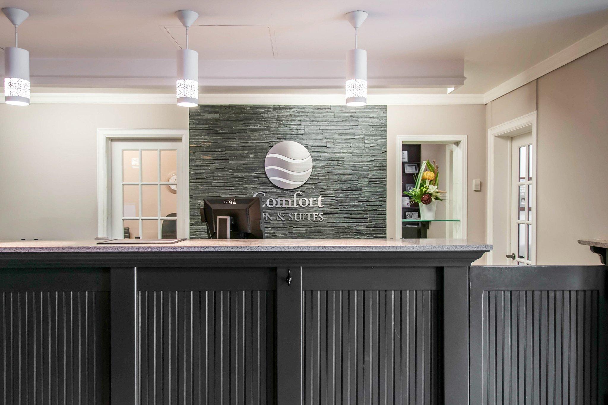 front-desk.jpg