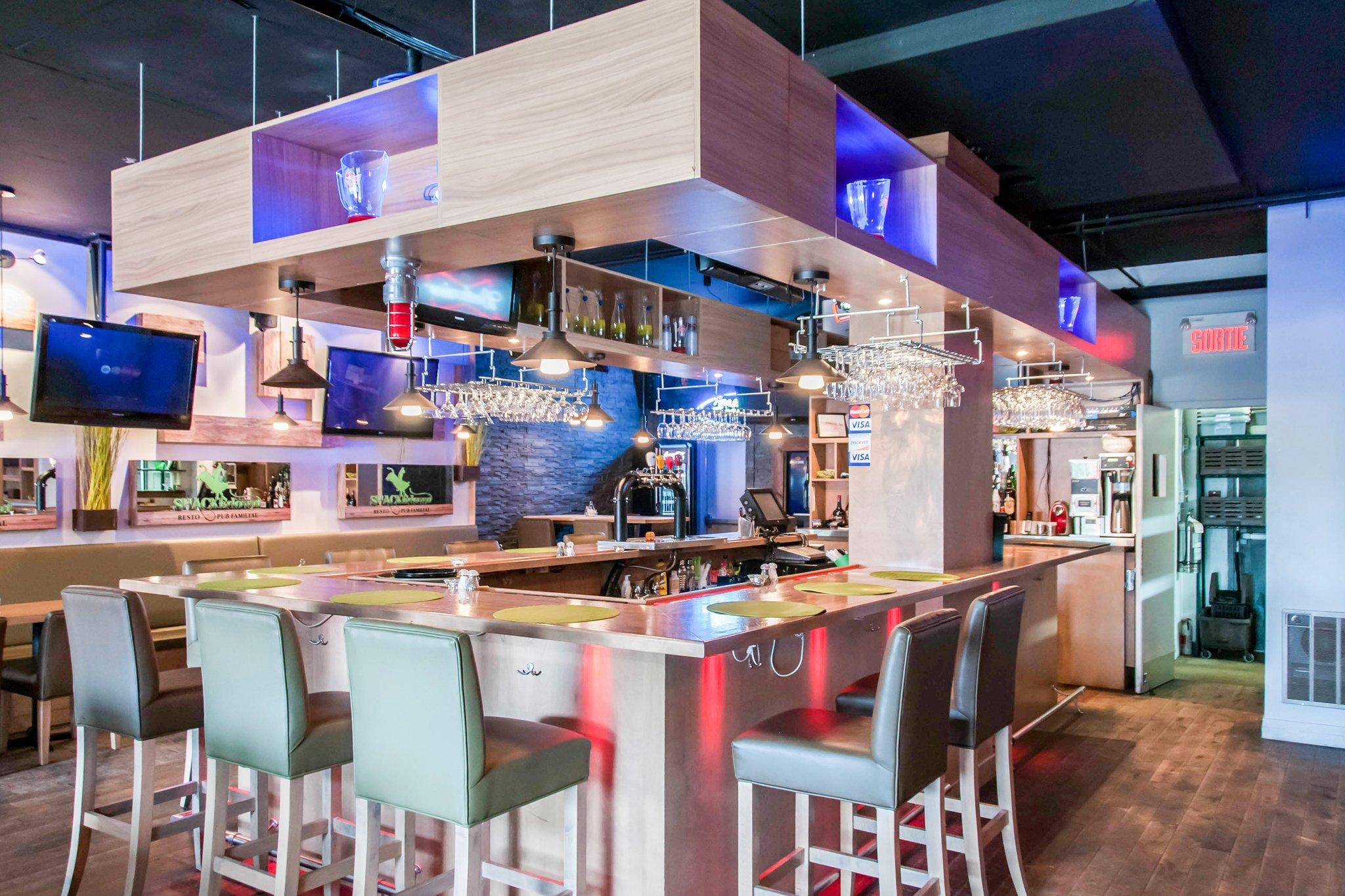 hotel-bar.jpg