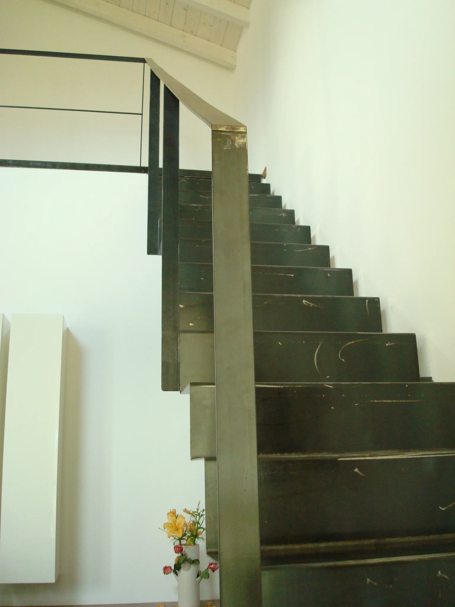 scala in metallo 3.jpg