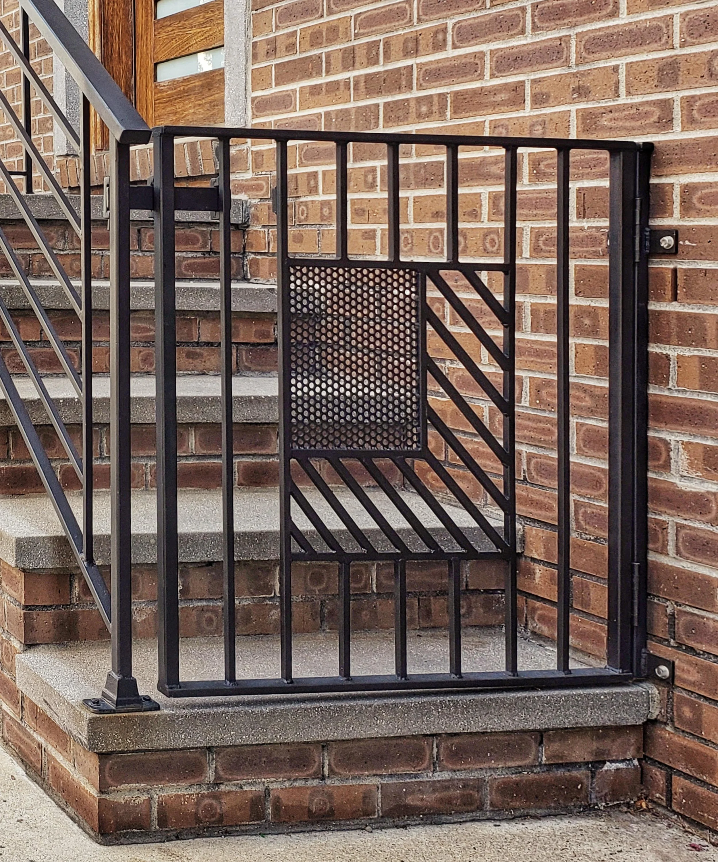 cube ilusion gate.jpeg