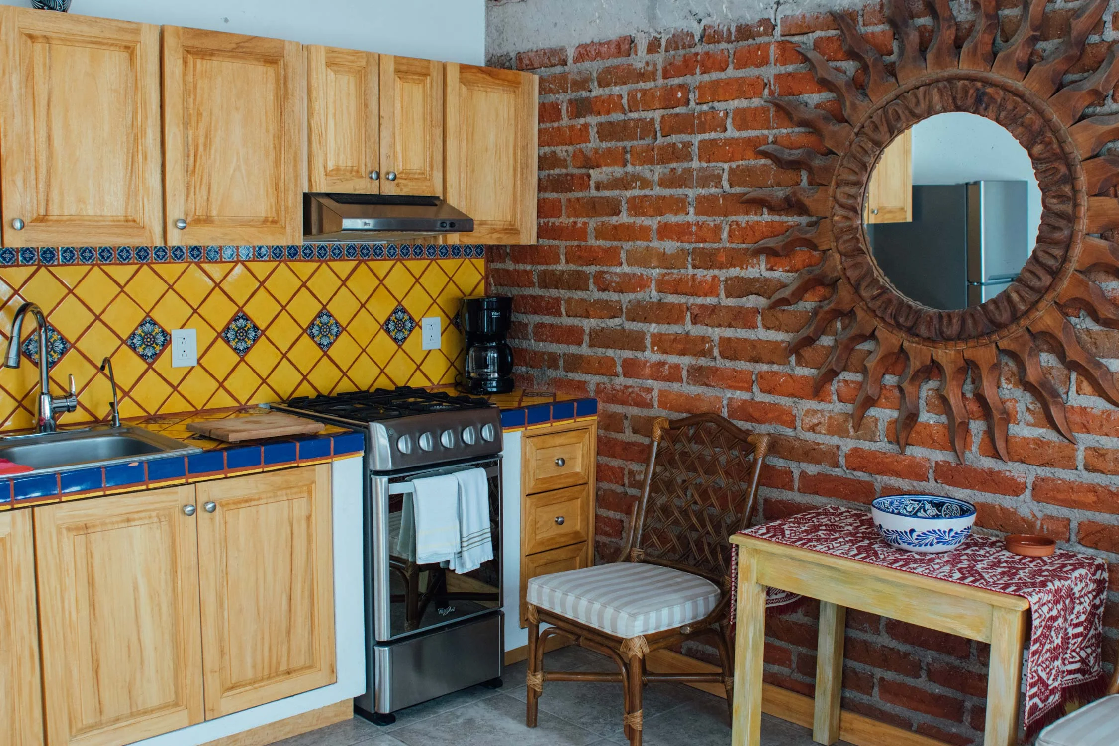 bungalow4-kitchen.jpg